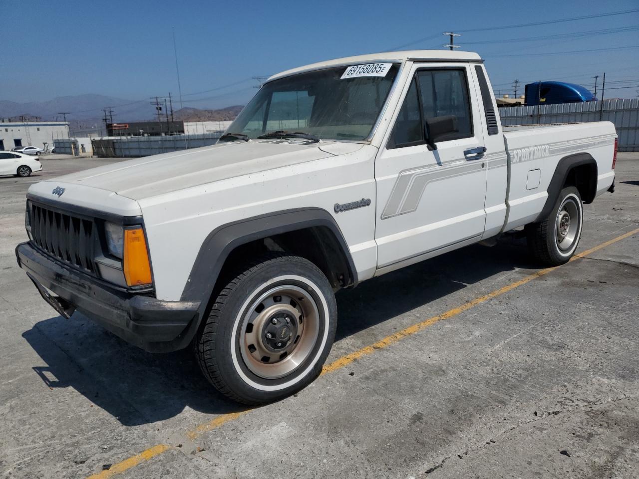 1988 Jeep Comanche White vin: 1JTMW641XJT005145