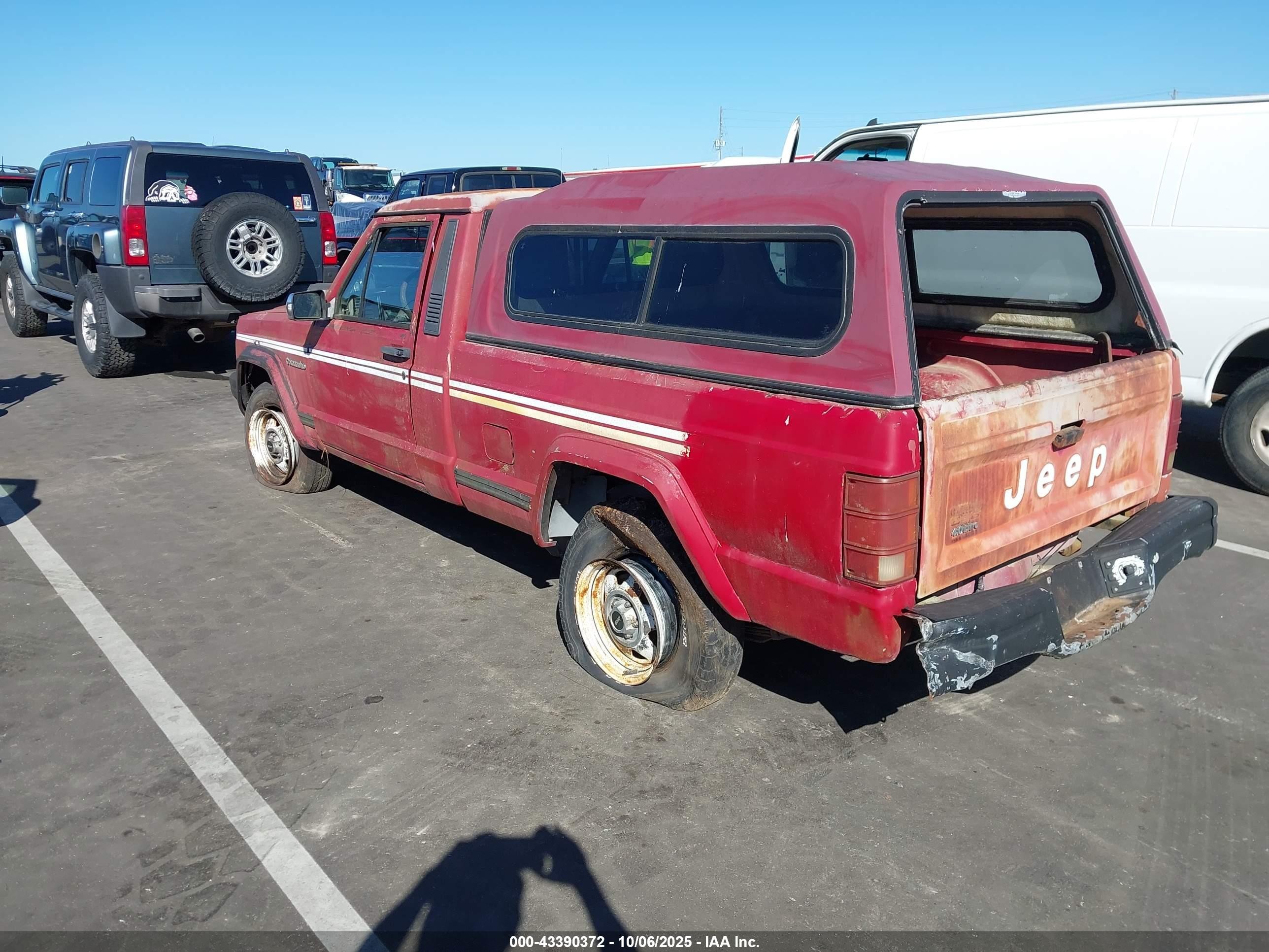 1988 Jeep Comanche Pioneer Red vin: 1JTMW64P4JT256005