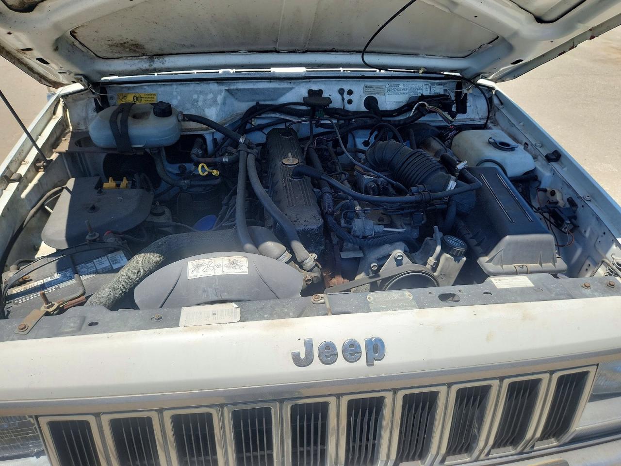 1988 Jeep Comanche Pioneer Белый vin: 1JTMW66R0JT120761