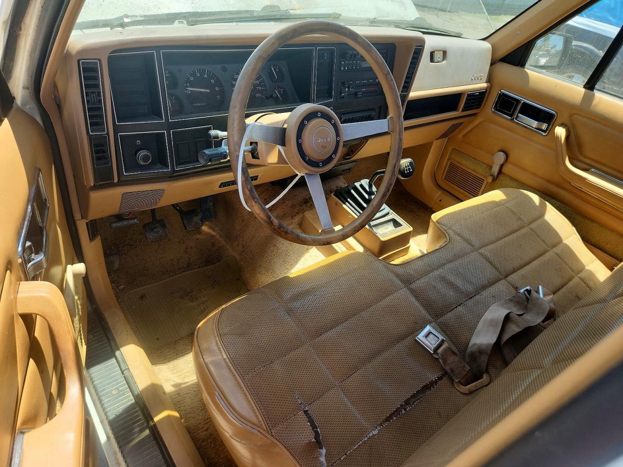 1988 Jeep Comanche Pioneer Белый vin: 1JTMW66R0JT120761