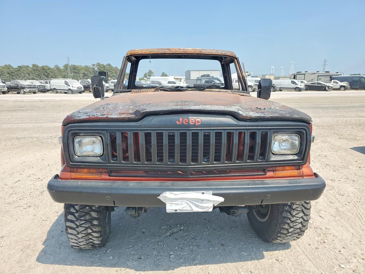 1985 Jeep Jeep Truck J10 Orange vin: 1JTNJ26N1FT143868