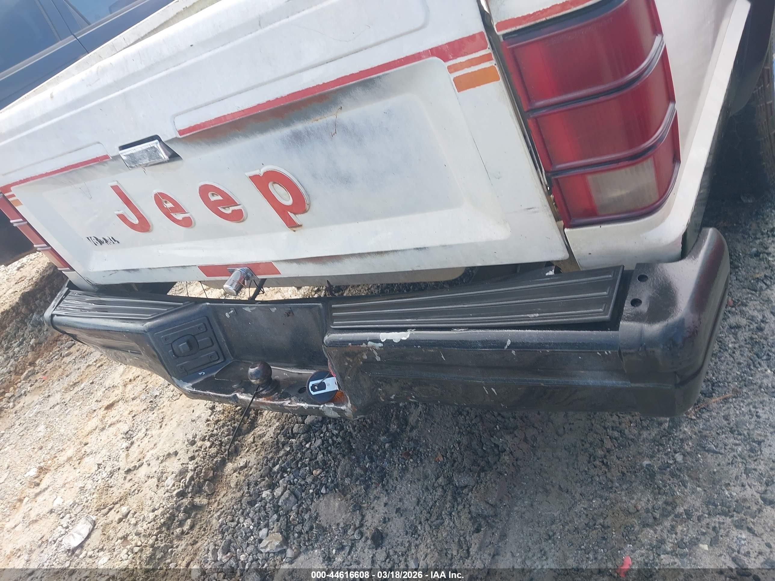1986 Jeep Comanche Xls White vin: 1JTWD6694GT025790