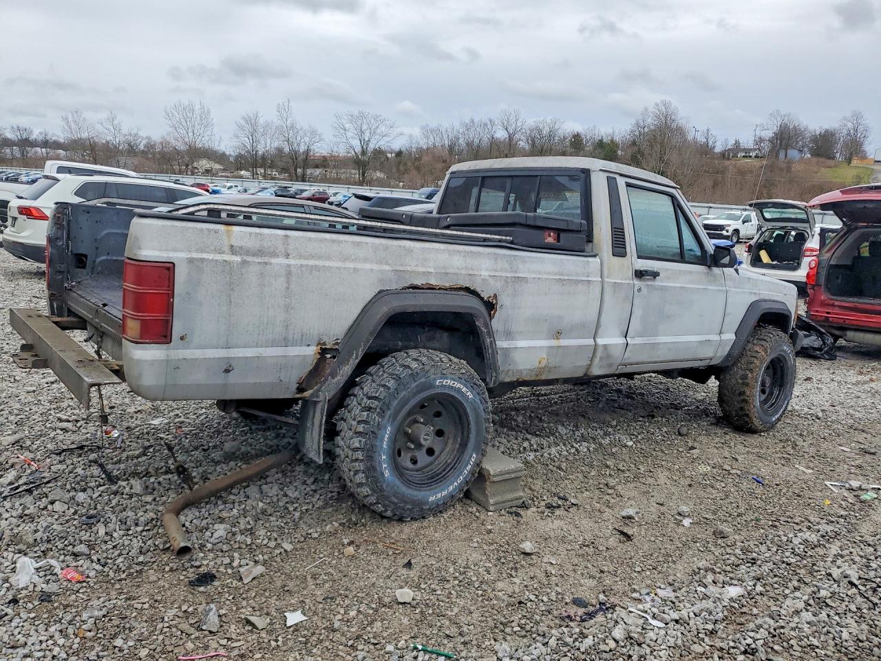 1986 Jeep Comanche Custom Silver vin: 1JTWL6517GT185211