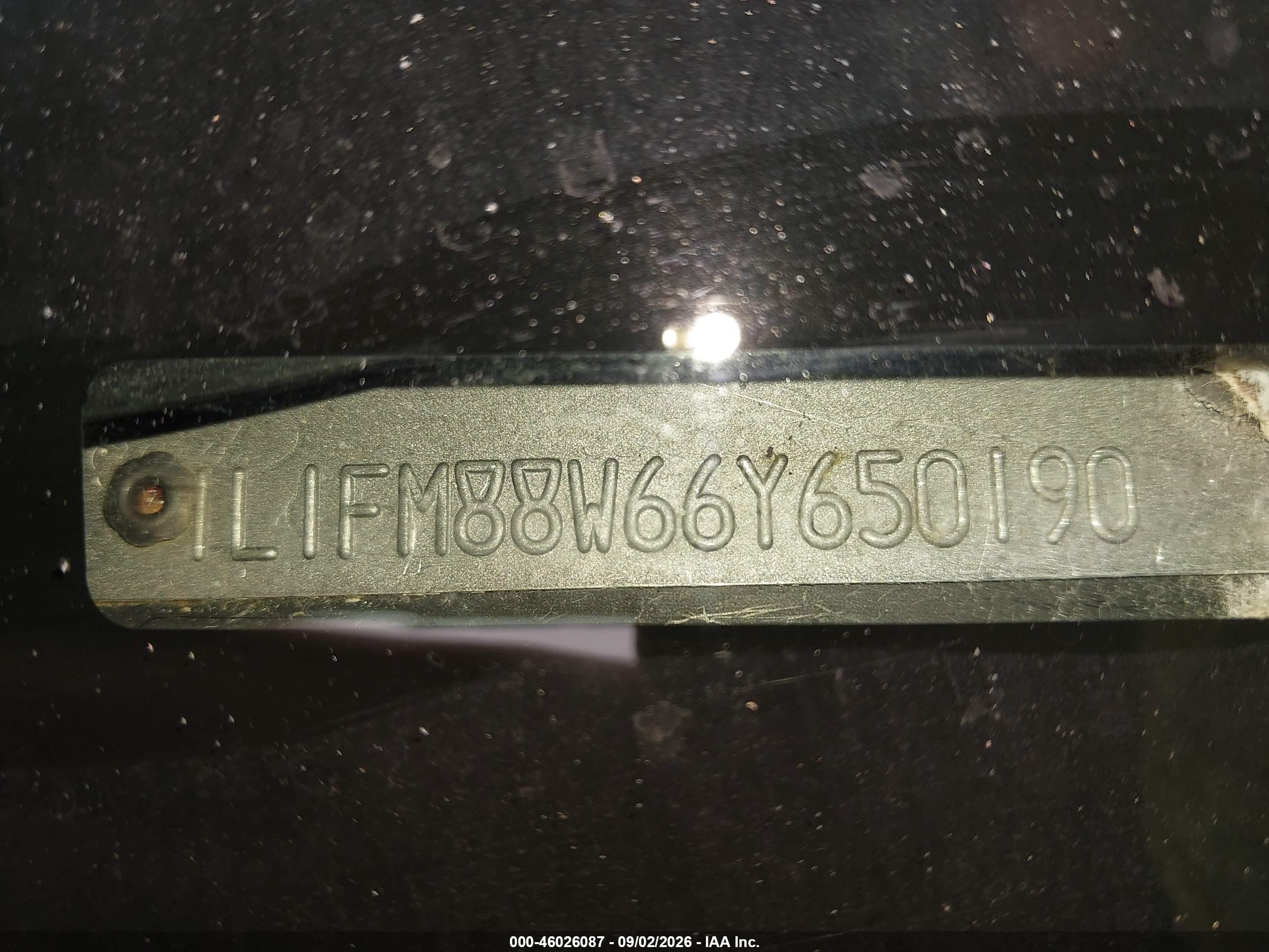 2006 Lincoln Town Car Executive Черный vin: 1L1FM88W66Y650190