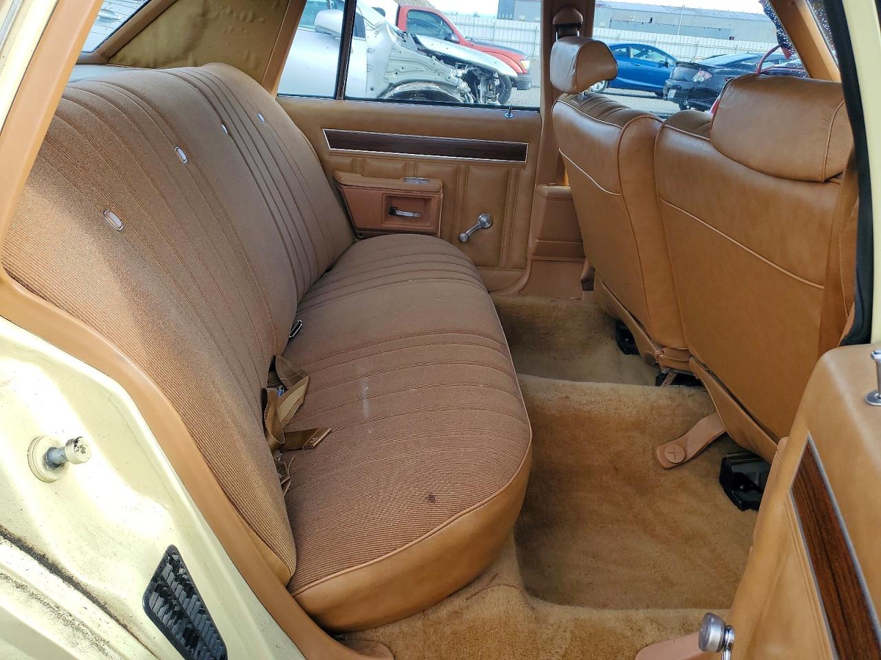 1979 Chev Impala Желтый vin: 1L69G9C116557