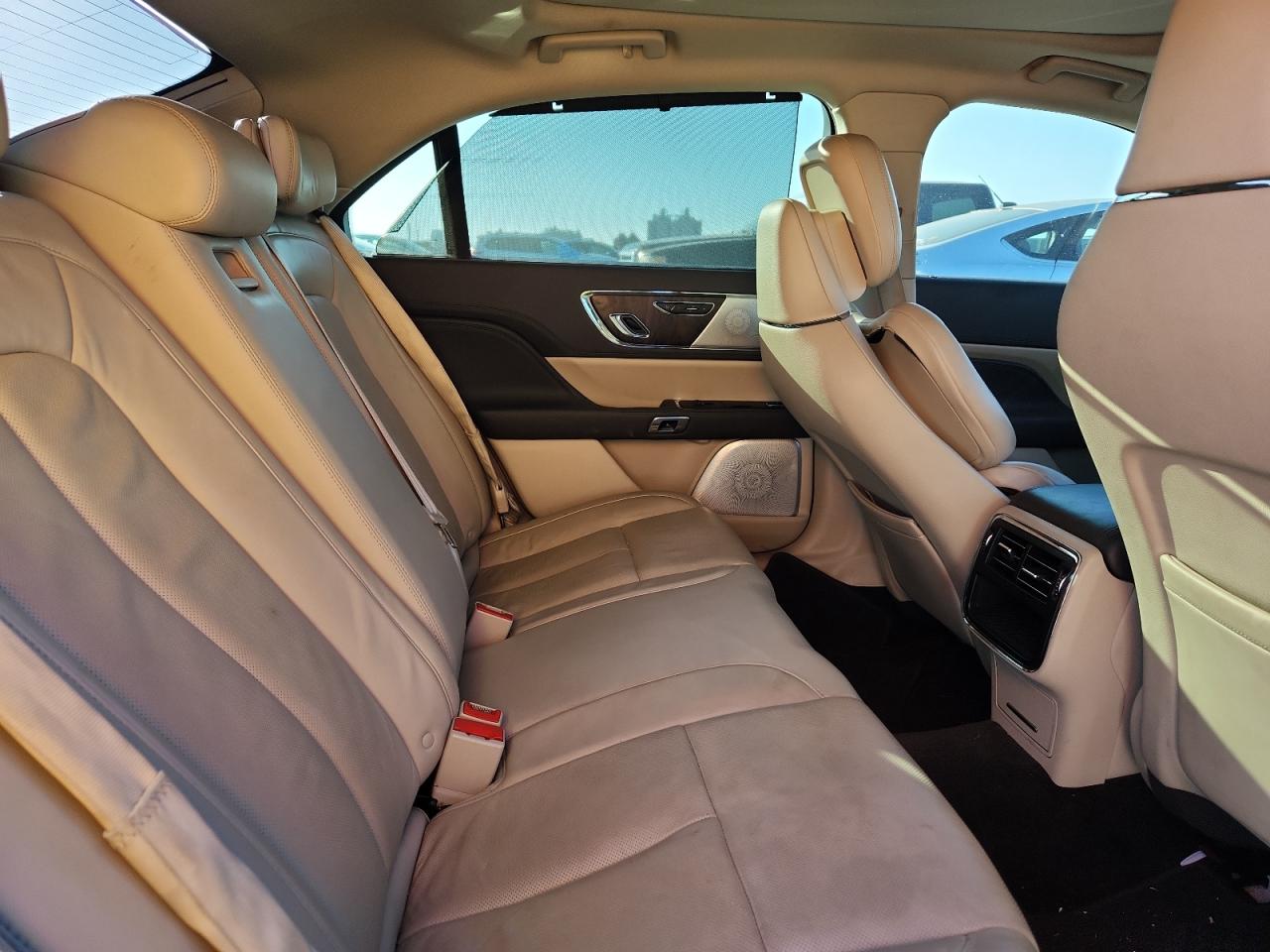 2017 Lincoln Continental Reserve Синий vin: 1LN6L9NC0H5609740