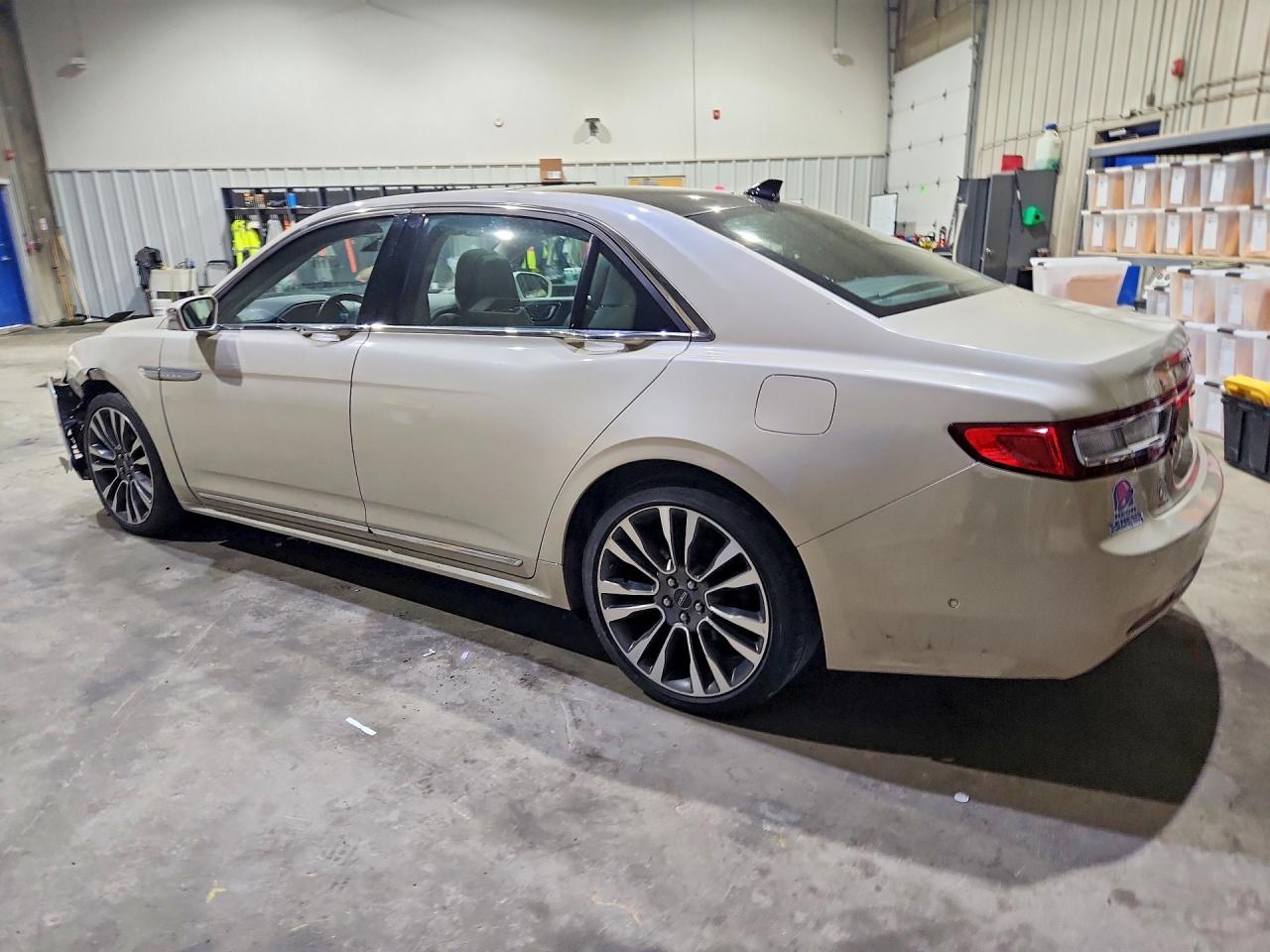 2018 Lincoln Continental Reserve Cream vin: 1LN6L9NP5J5602307