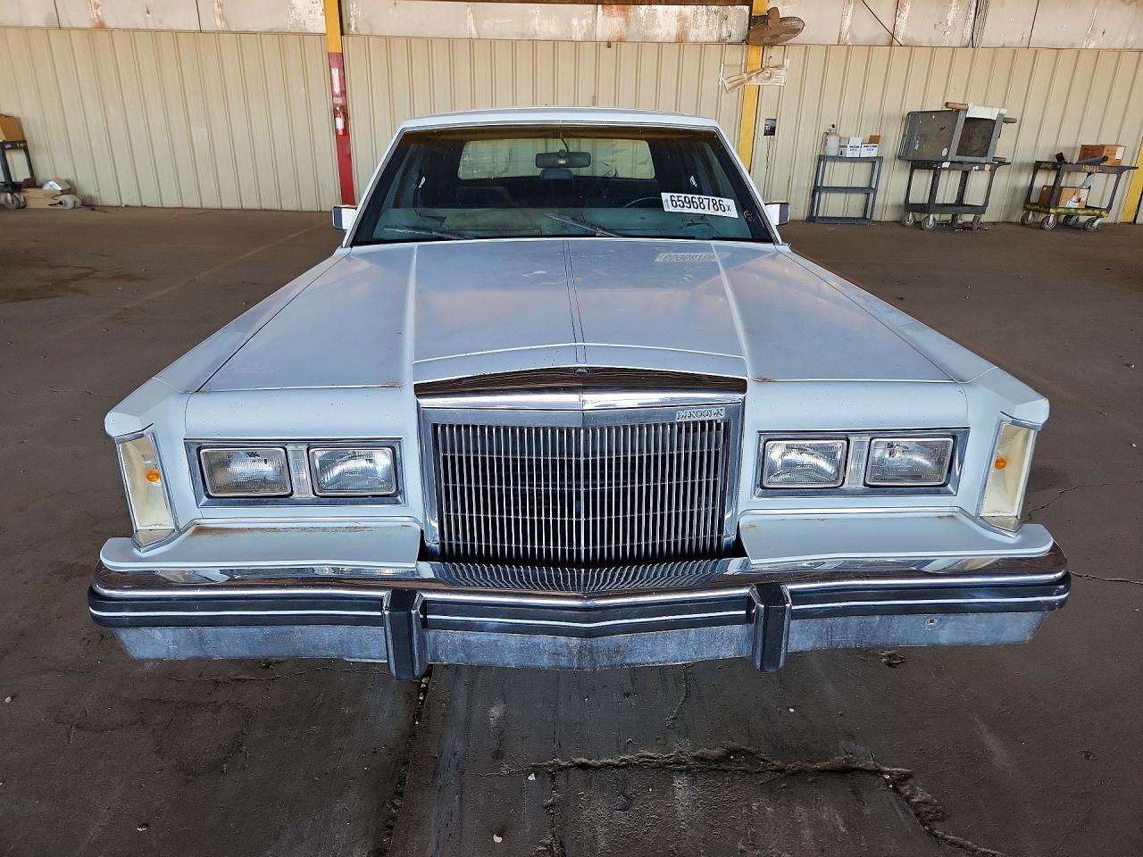 1984 Lincoln Town Car White vin: 1LNBP96F5EY751619