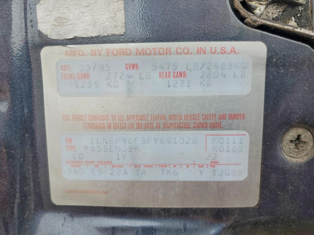 1985 Lincoln Town Car Two Tone vin: 1LNBP96F8FY691028