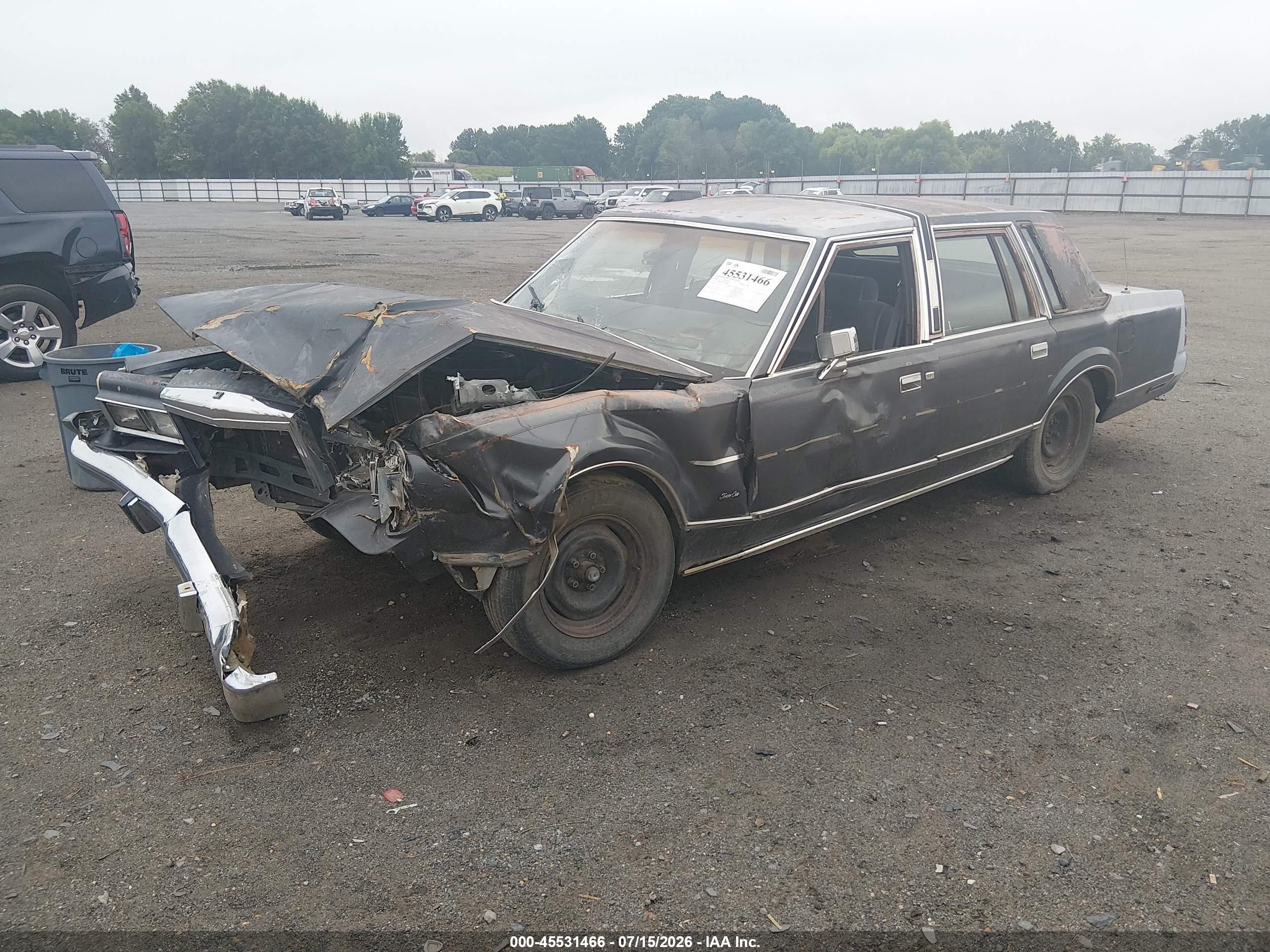 1985 Lincoln Town Car   Синий vin: 1LNBP96FXFY694688