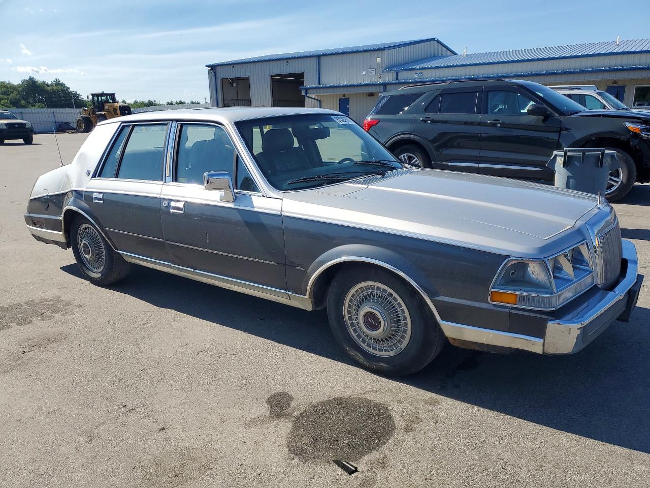 1986 Lincoln Continental Silver vin: 1LNBP97F4GY661444
