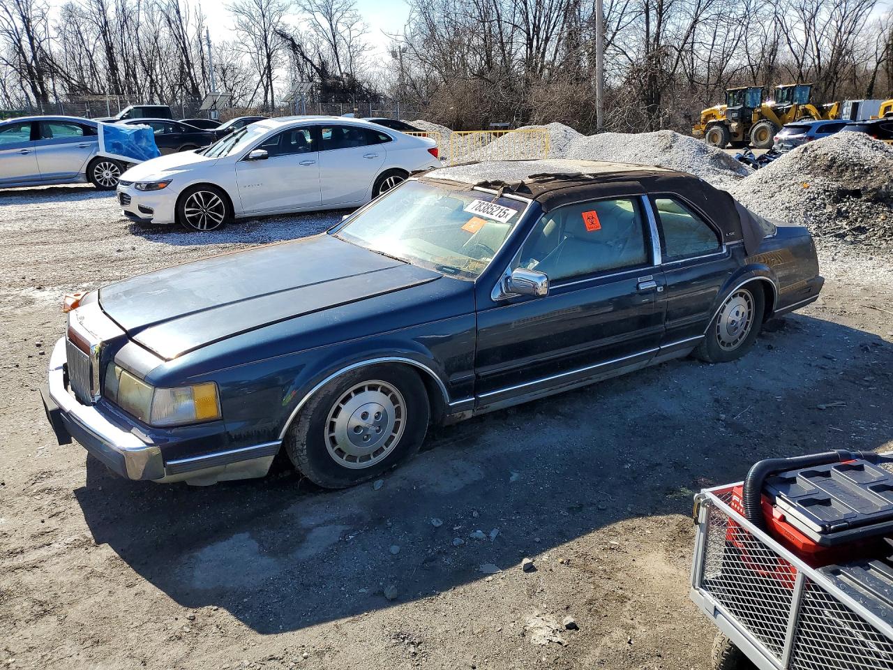 1986 Lincoln Continenta Blue vin: 1LNBP98M0GY730658