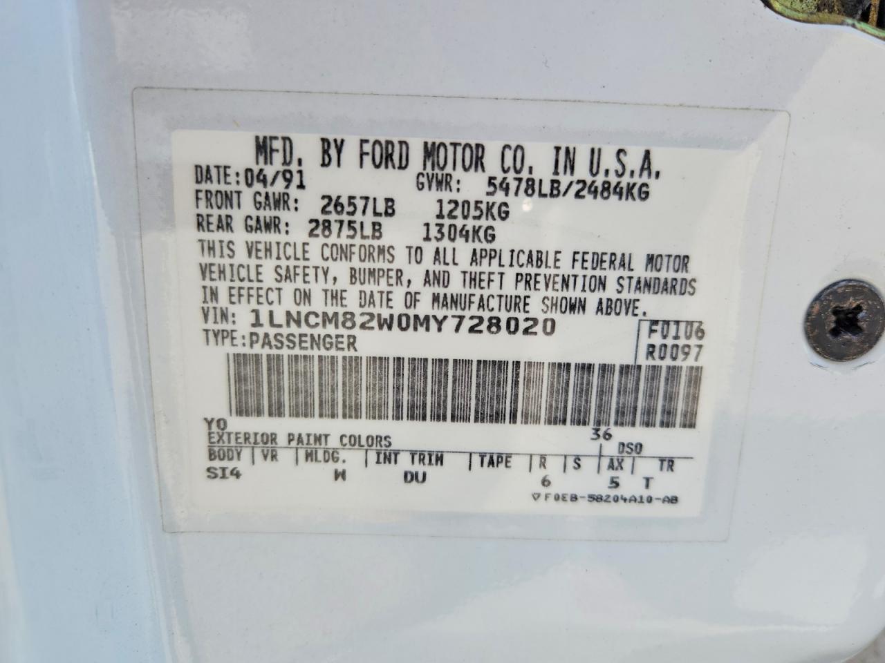 1991 Lincoln Town Car Signature White vin: 1LNCM82W0MY728020