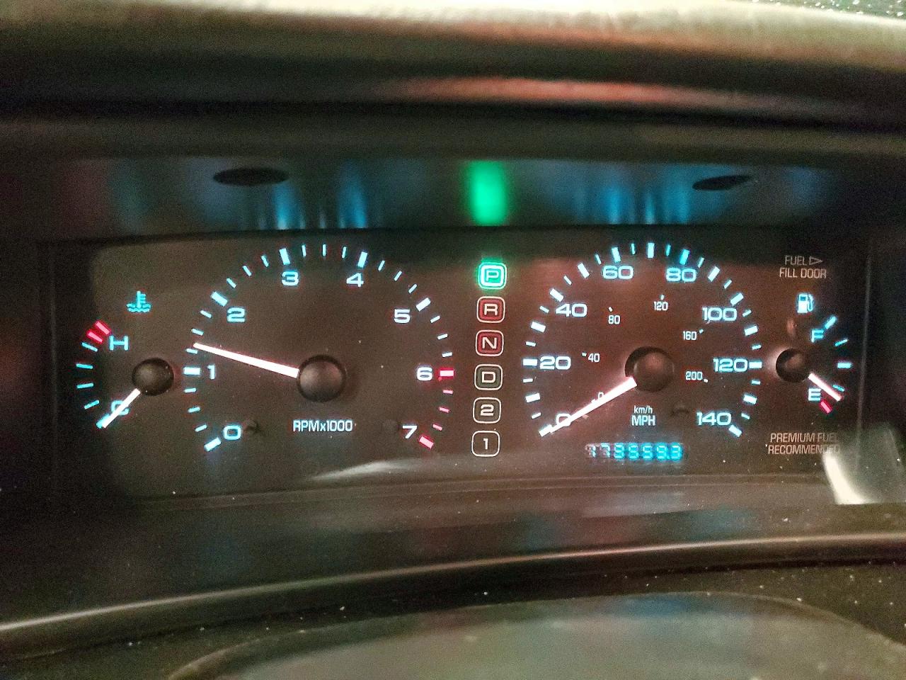 1998 Lincoln Mark Viii Black vin: 1LNFM91V2WY635501
