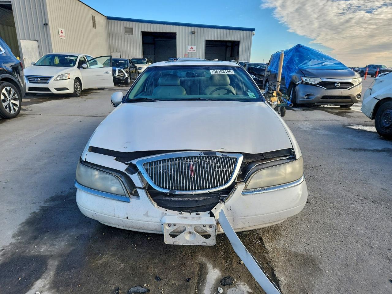 1998 Lincoln Mark Viii White vin: 1LNFM91V4WY626685