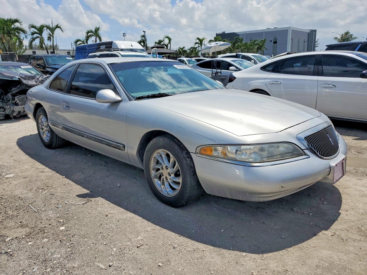 1998 Lincoln Mark Viii Silver vin: 1LNFM91V6WY606504