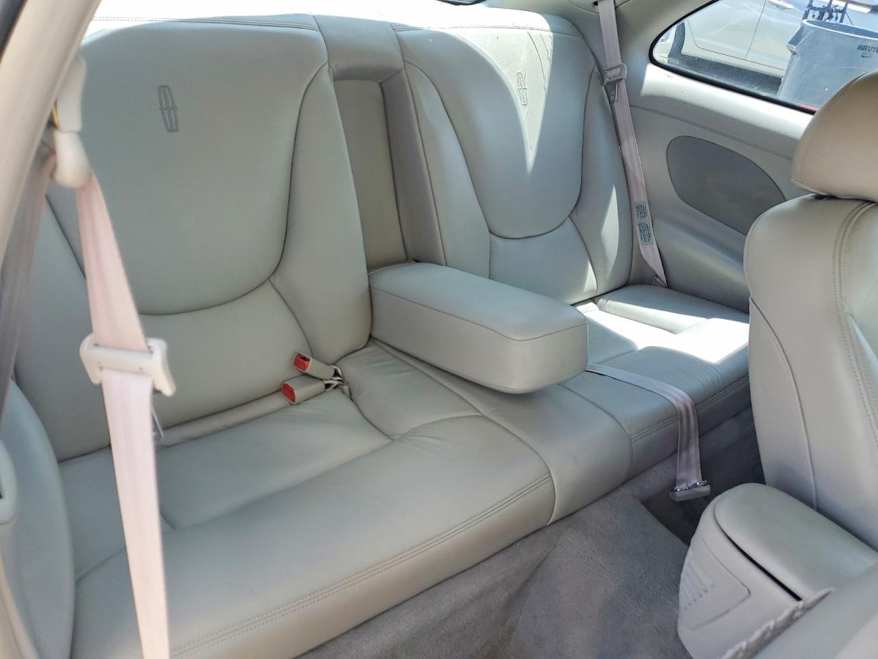 1998 Lincoln Mark Viii Silver vin: 1LNFM91V6WY606504