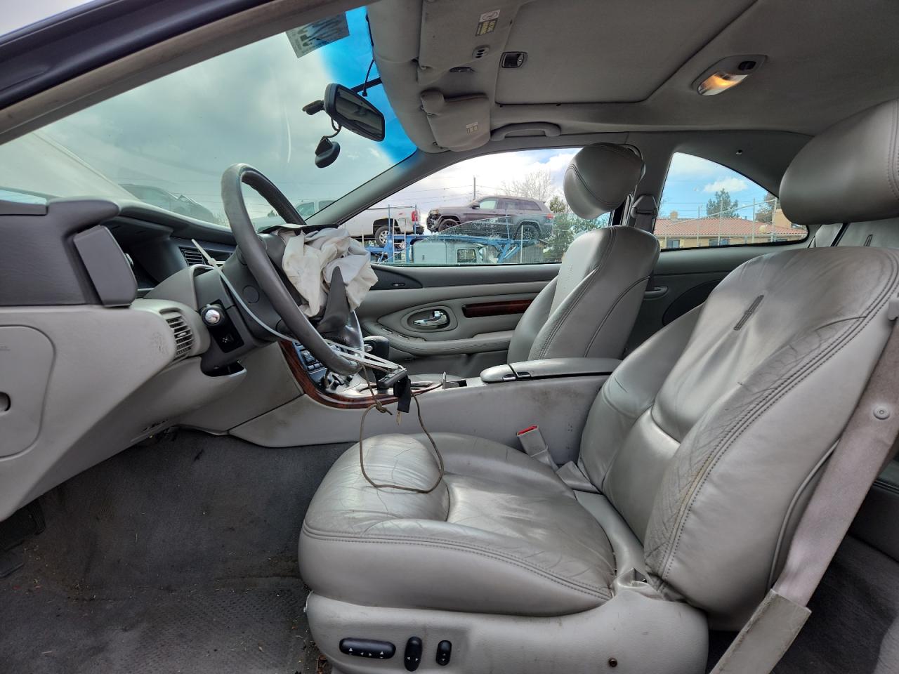 1998 Lincoln Mark Viii White vin: 1LNFM91V9WY651906