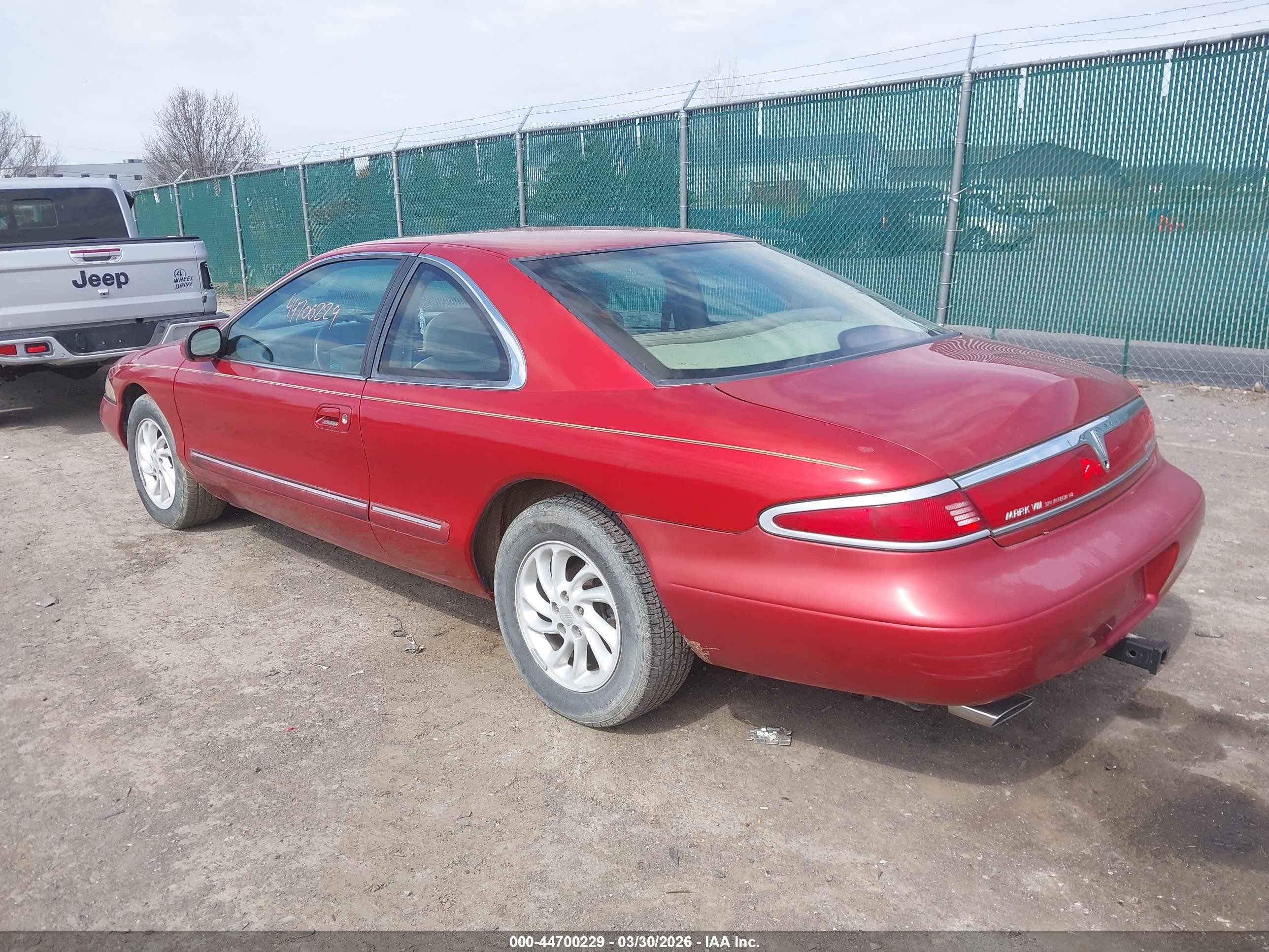 1998 Lincoln Mark Viii   Red vin: 1LNFM91VXWY660758