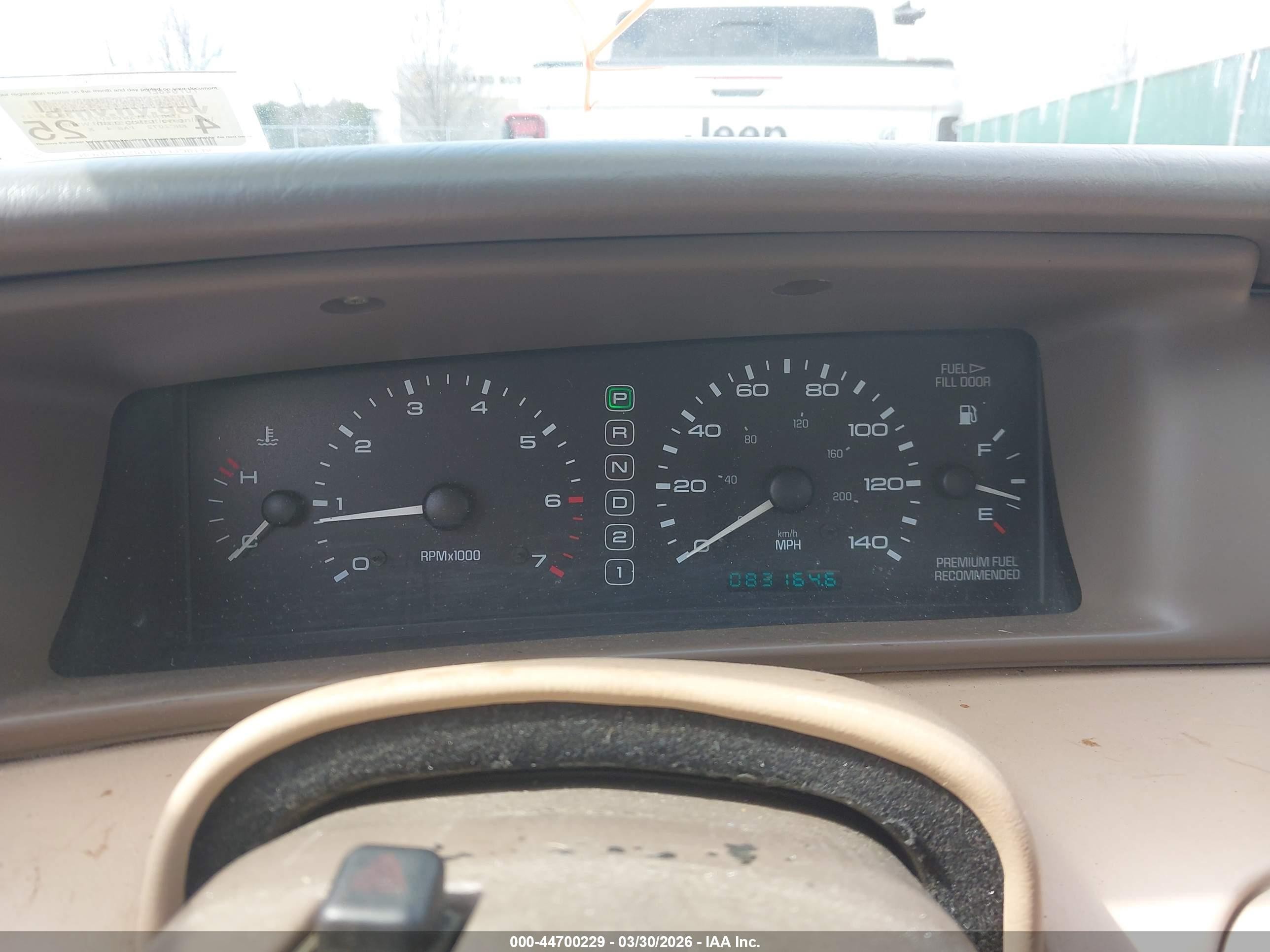 1998 Lincoln Mark Viii   Red vin: 1LNFM91VXWY660758
