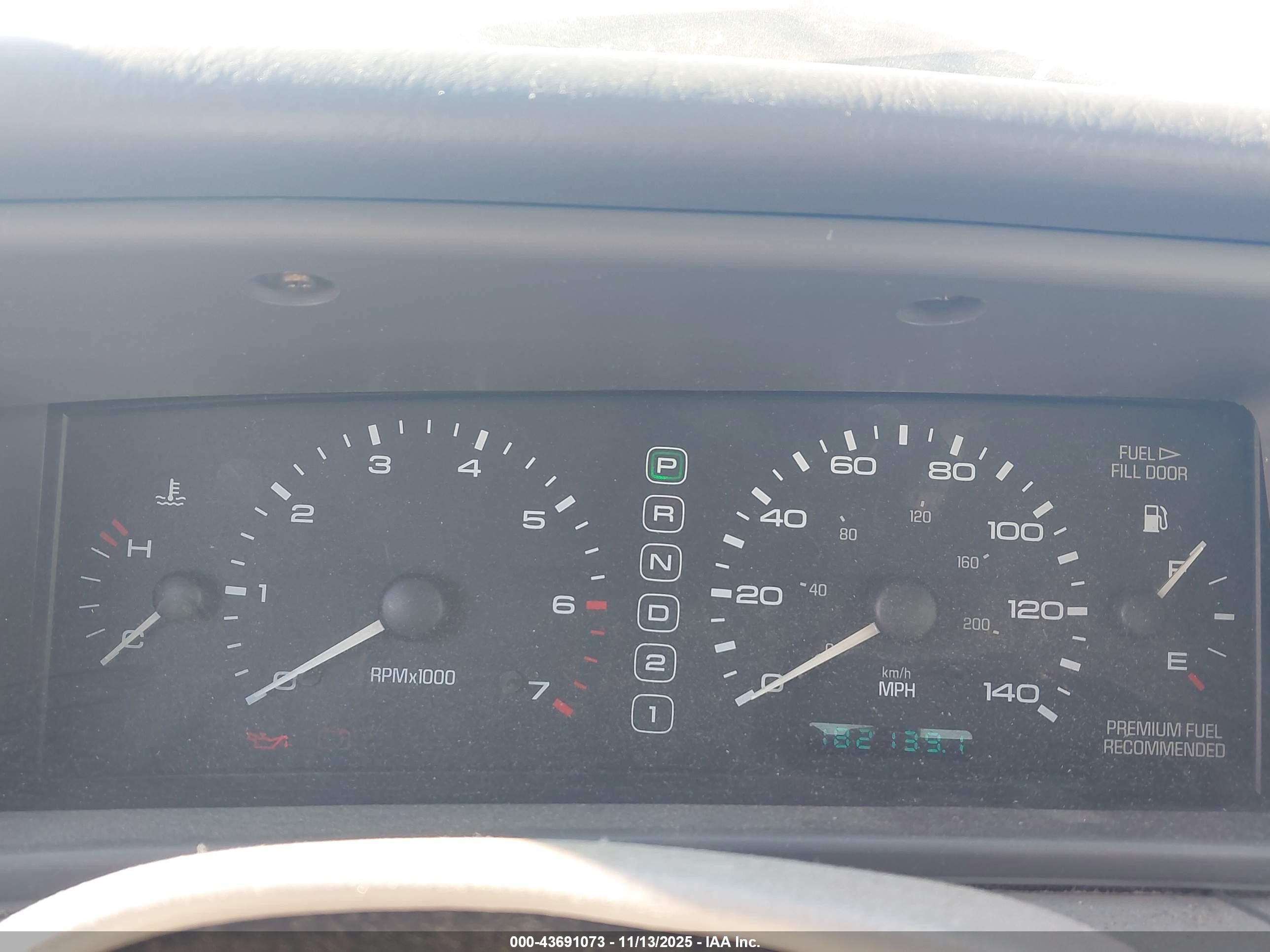 1998 Lincoln Mark Viii Lsc Silver vin: 1LNFM92V0WY604505