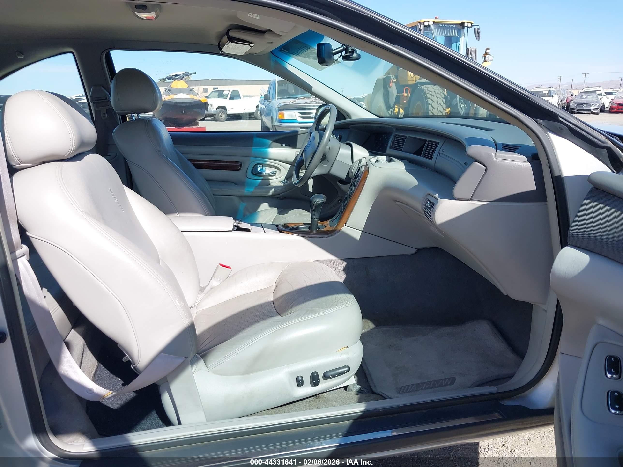 1998 Lincoln Mark Viii Lsc Серебряный vin: 1LNFM92V2WY640955