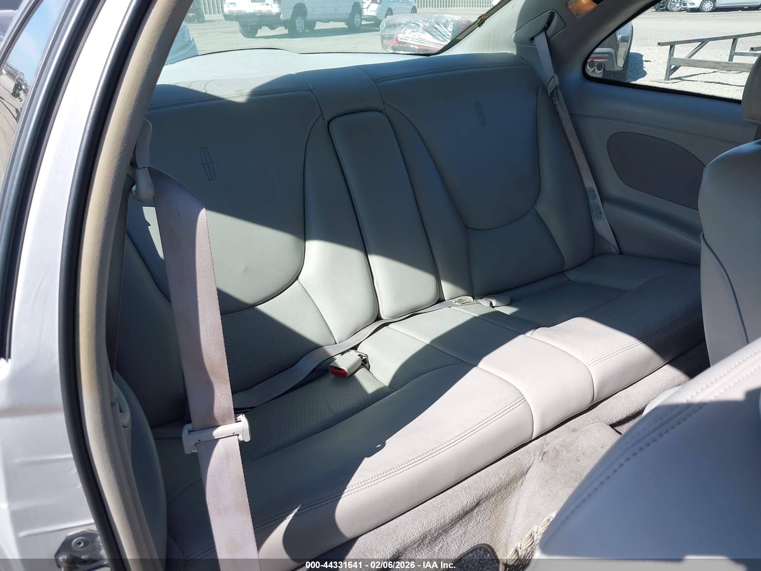 1998 Lincoln Mark Viii Lsc Серебряный vin: 1LNFM92V2WY640955