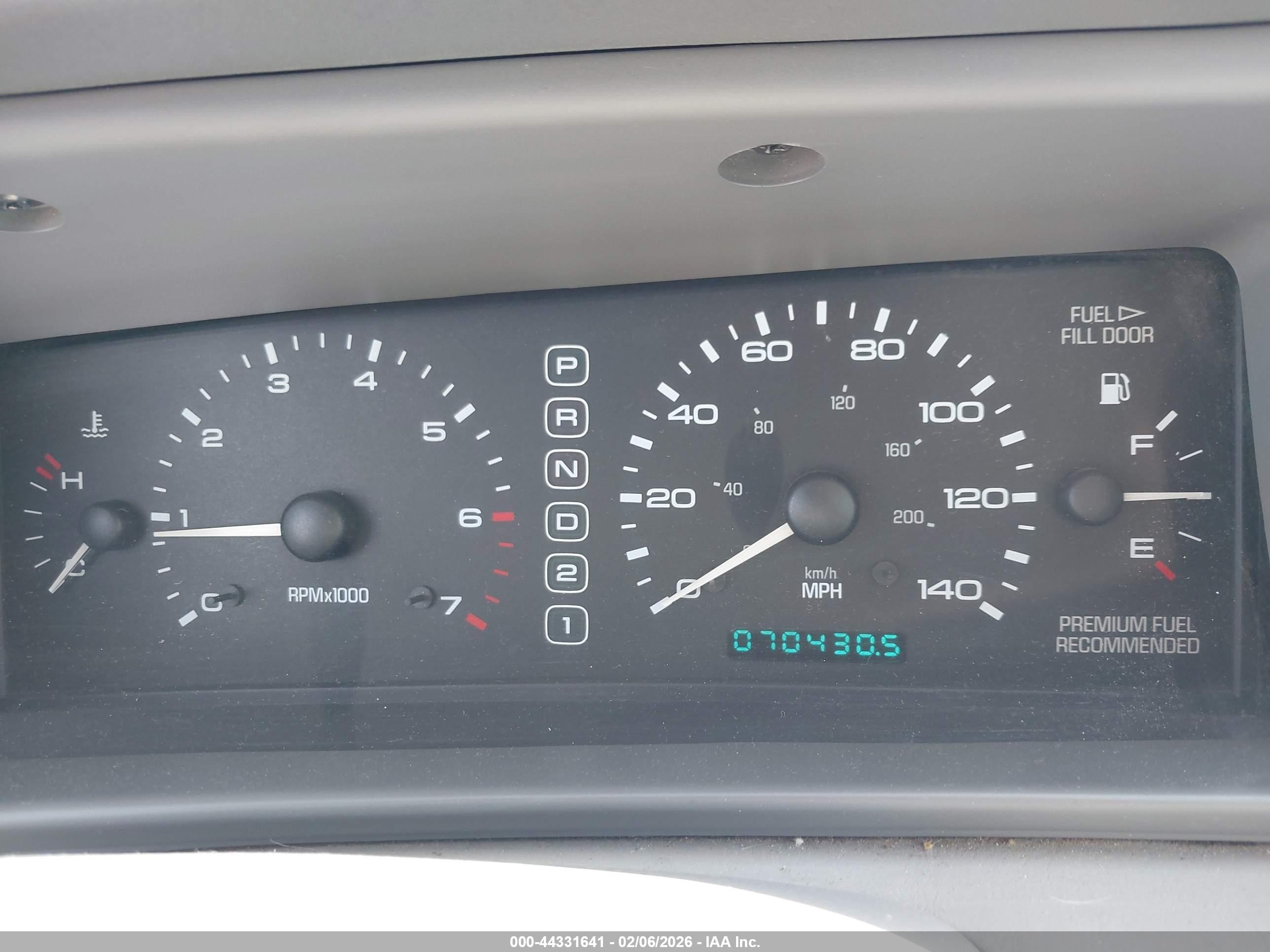 1998 Lincoln Mark Viii Lsc Серебряный vin: 1LNFM92V2WY640955
