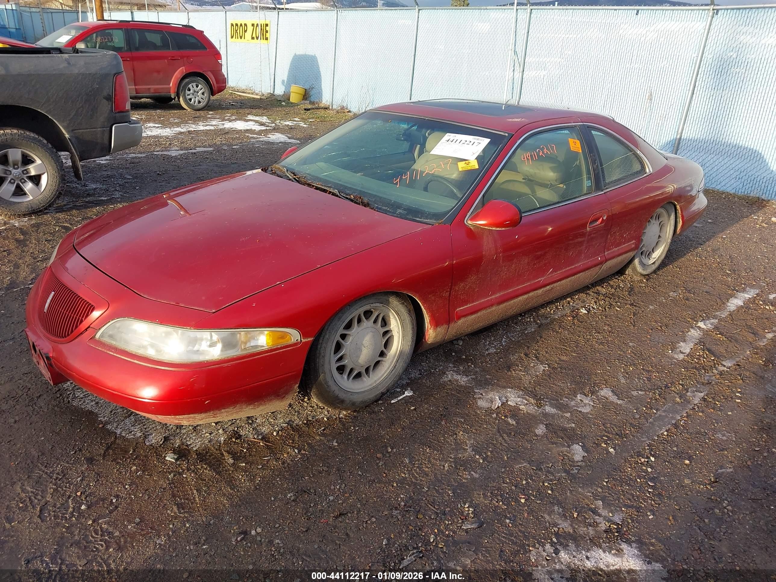 1998 Lincoln Mark Viii Lsc Red vin: 1LNFM92V6WY606212
