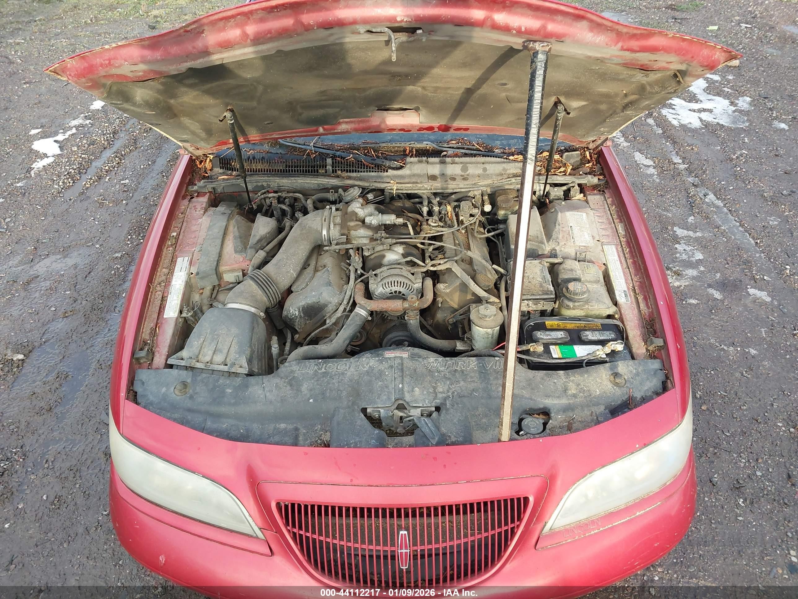 1998 Lincoln Mark Viii Lsc Red vin: 1LNFM92V6WY606212
