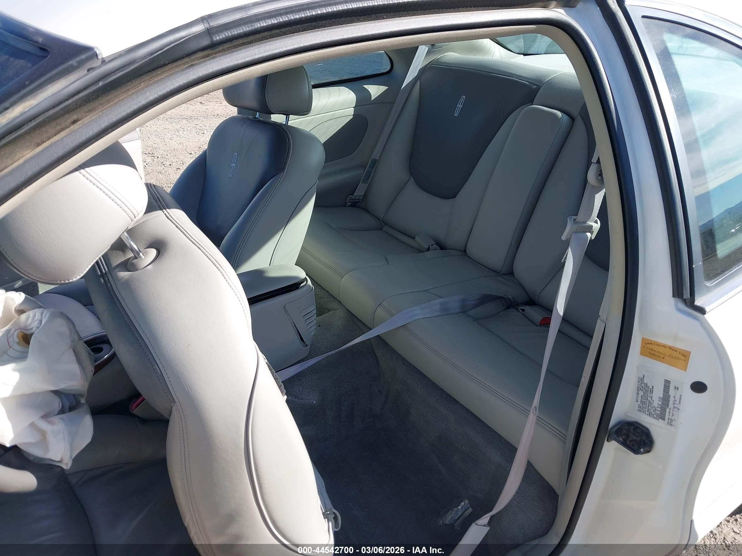 1998 Lincoln Mark Viii Lsc White vin: 1LNFM92V9WY728837