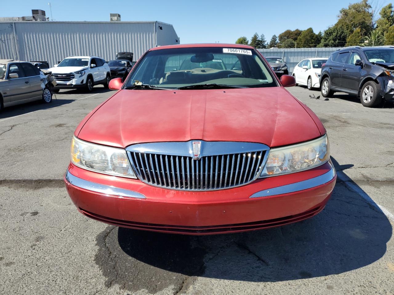 1998 Lincoln Continental Red vin: 1LNFM97V0WY605789