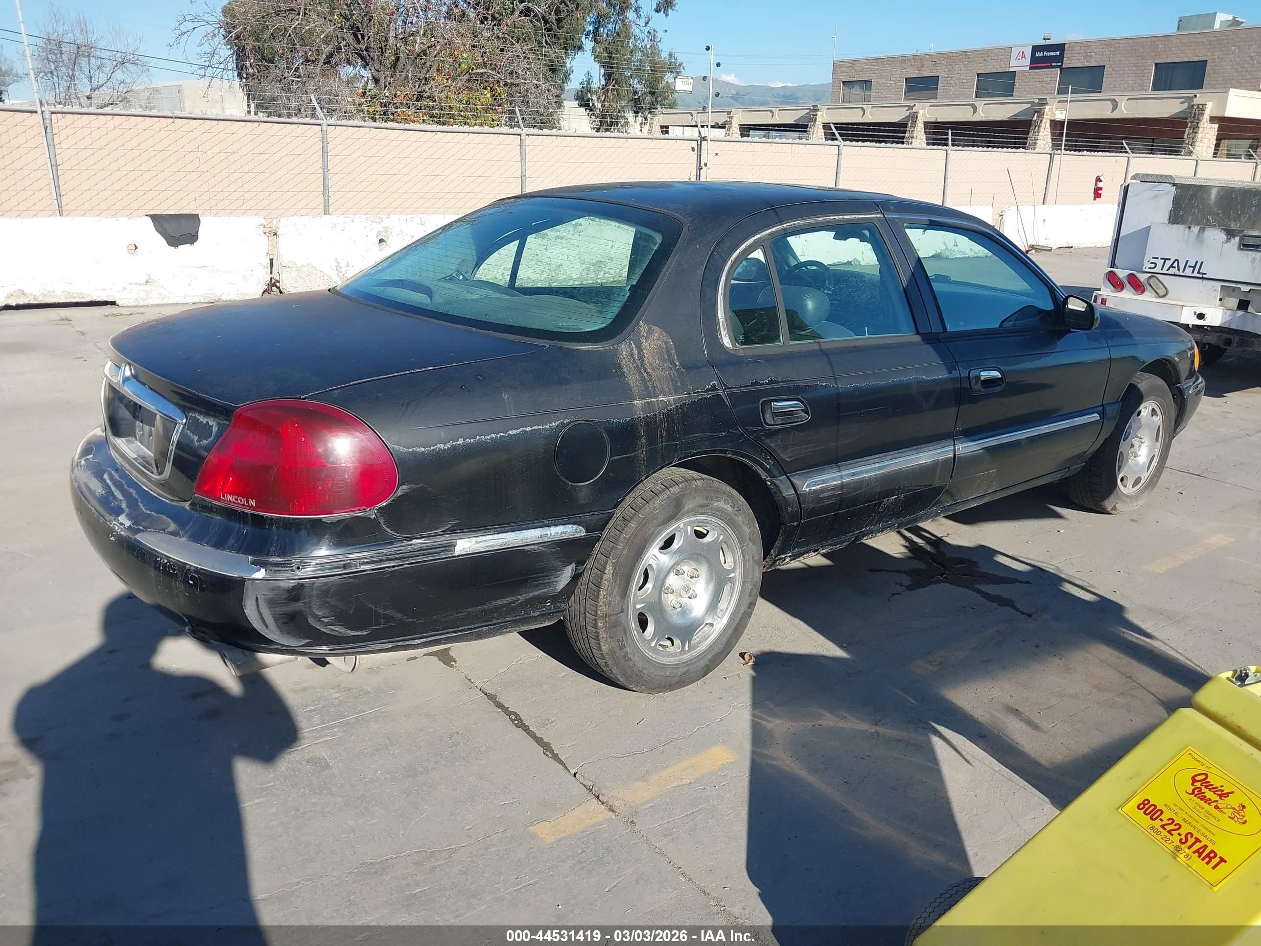 1998 Lincoln Continental   Black vin: 1LNFM97V6WY622998
