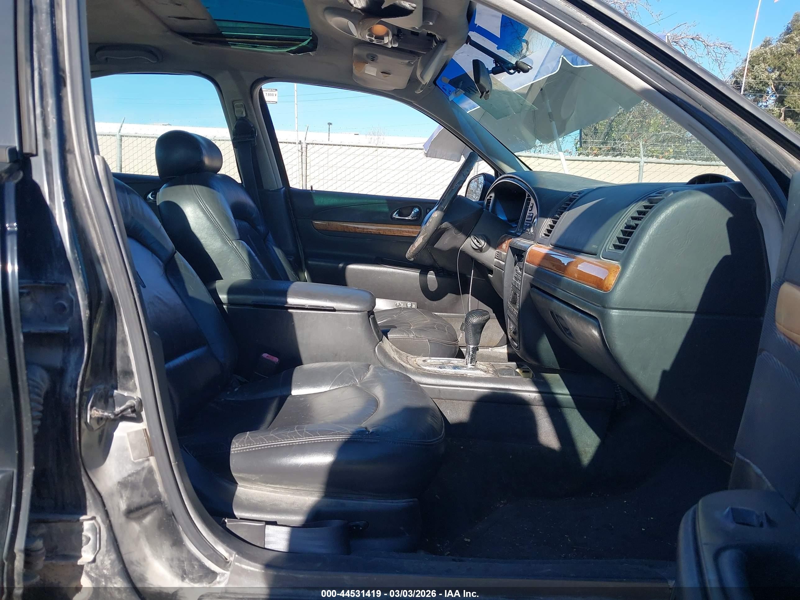 1998 Lincoln Continental   Black vin: 1LNFM97V6WY622998
