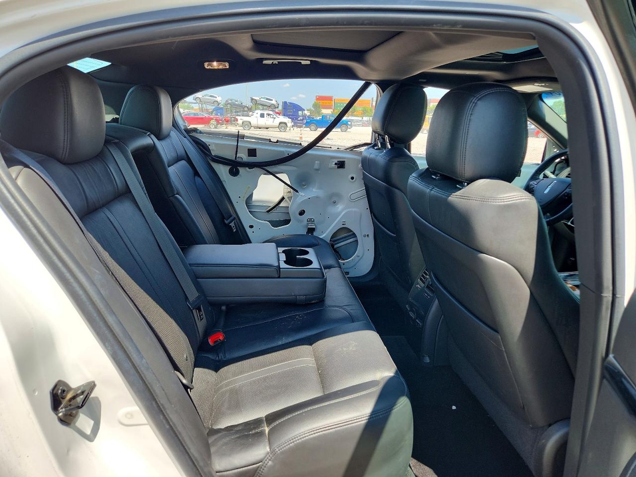 2014 Lincoln Mks Белый vin: 1LNHL9DK2EG604427