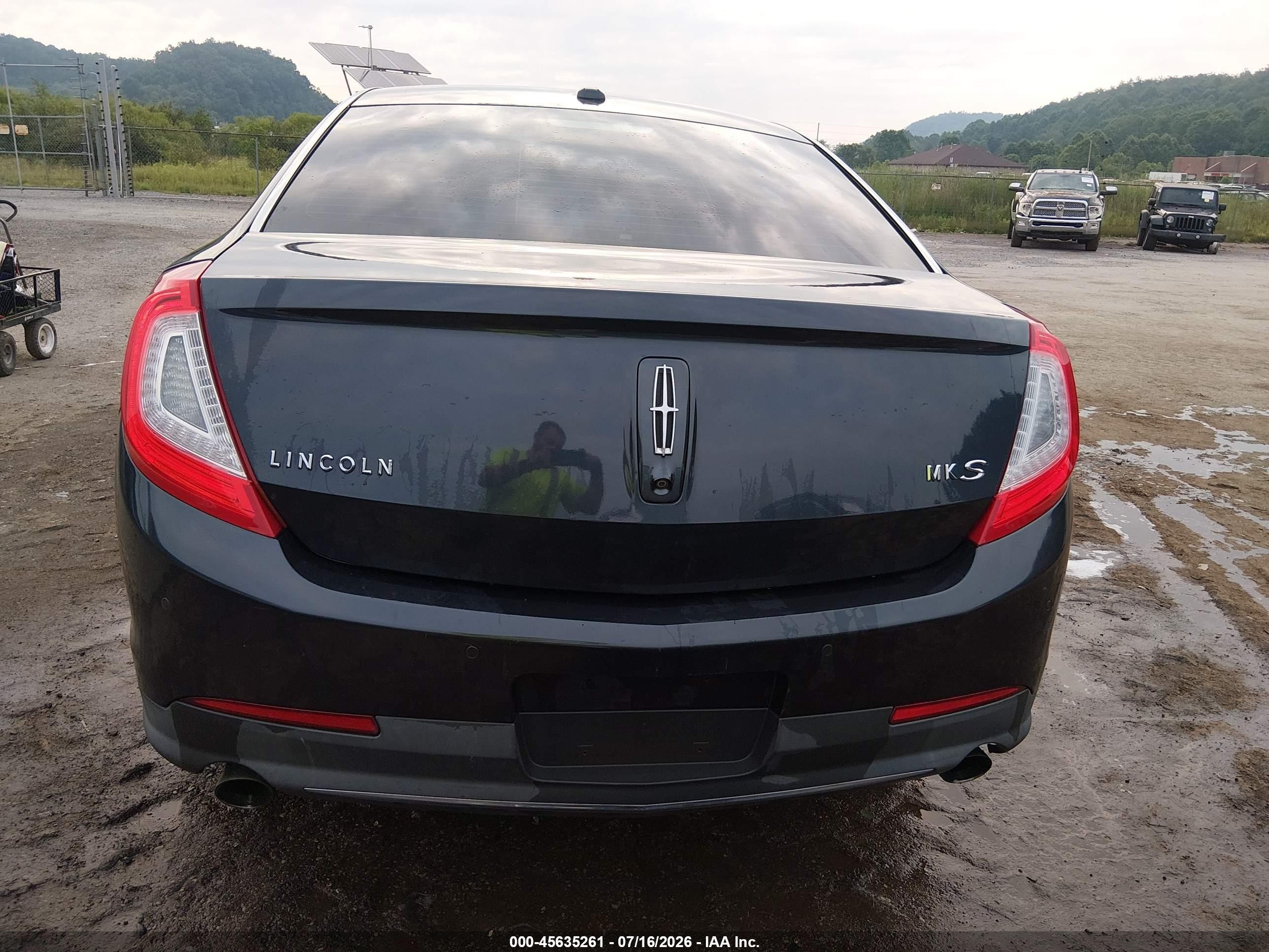 2013 Lincoln Mks   Dark Blue vin: 1LNHL9DK6DG615686
