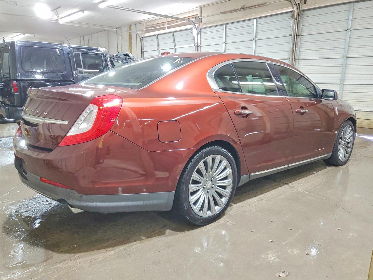 2015 Lincoln Mks Orange vin: 1LNHL9DK6FG608546