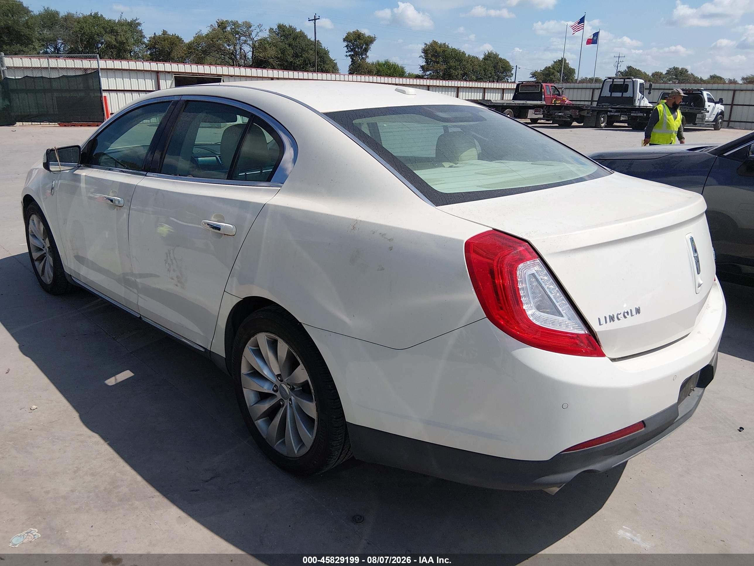 2013 Lincoln Mks   White vin: 1LNHL9DK9DG618260