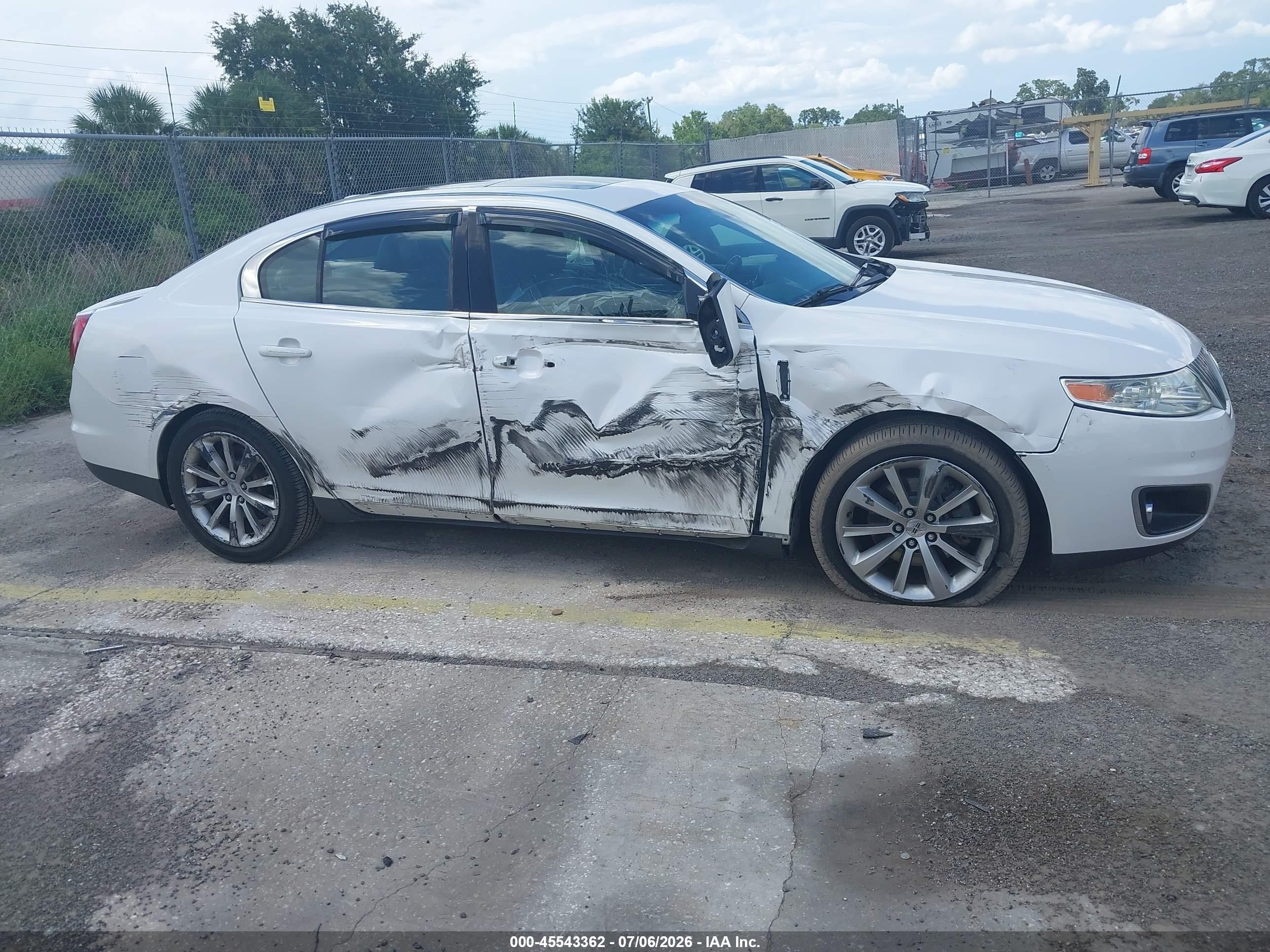 2012 Lincoln Mks   Белый vin: 1LNHL9DR2CG807585