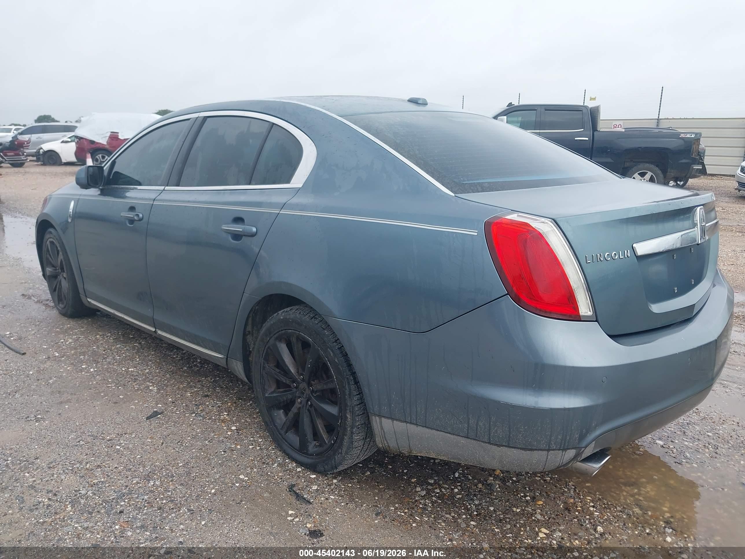 2010 Lincoln Mks   Blue vin: 1LNHL9DR4AG608373