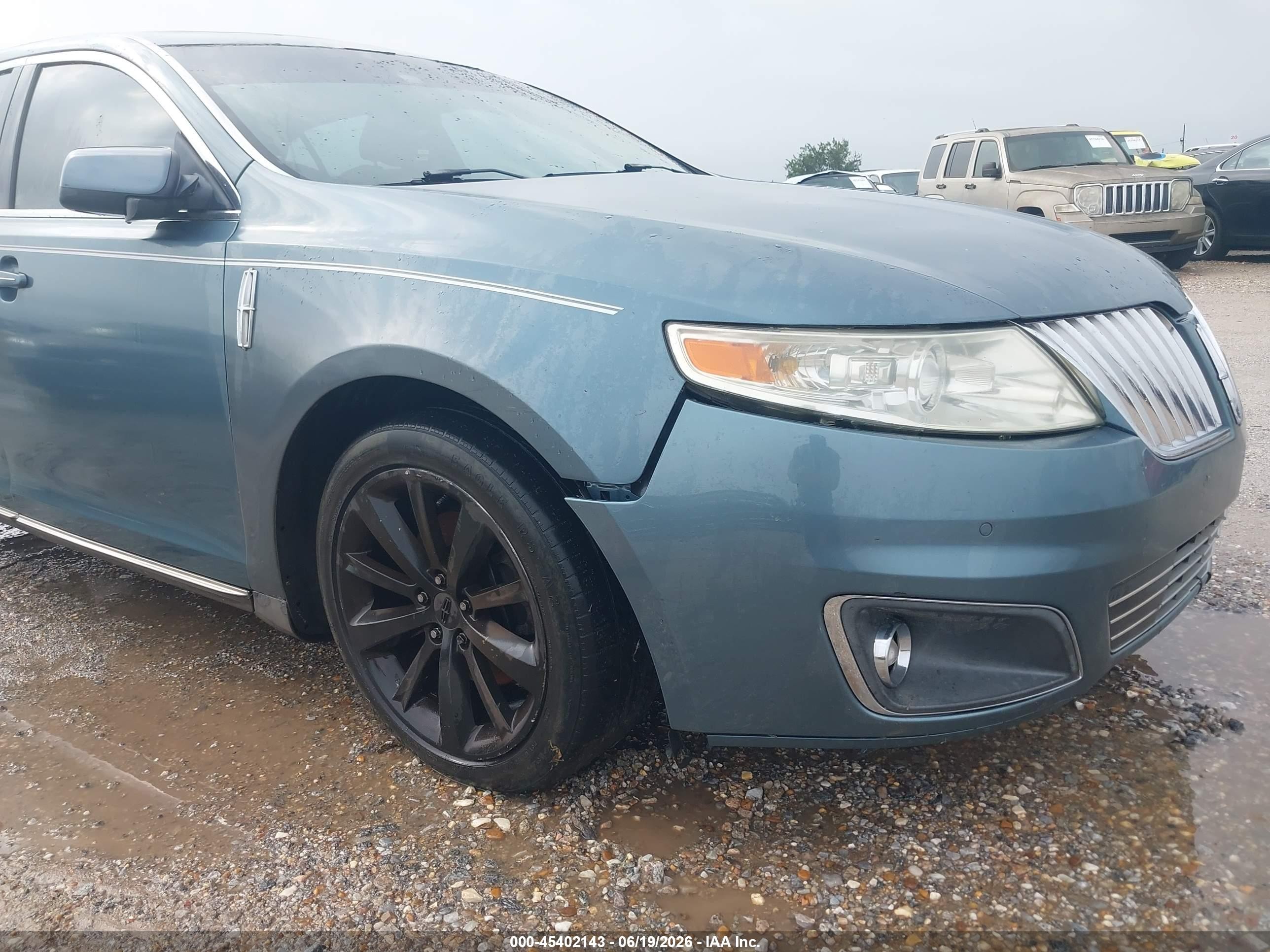2010 Lincoln Mks   Blue vin: 1LNHL9DR4AG608373