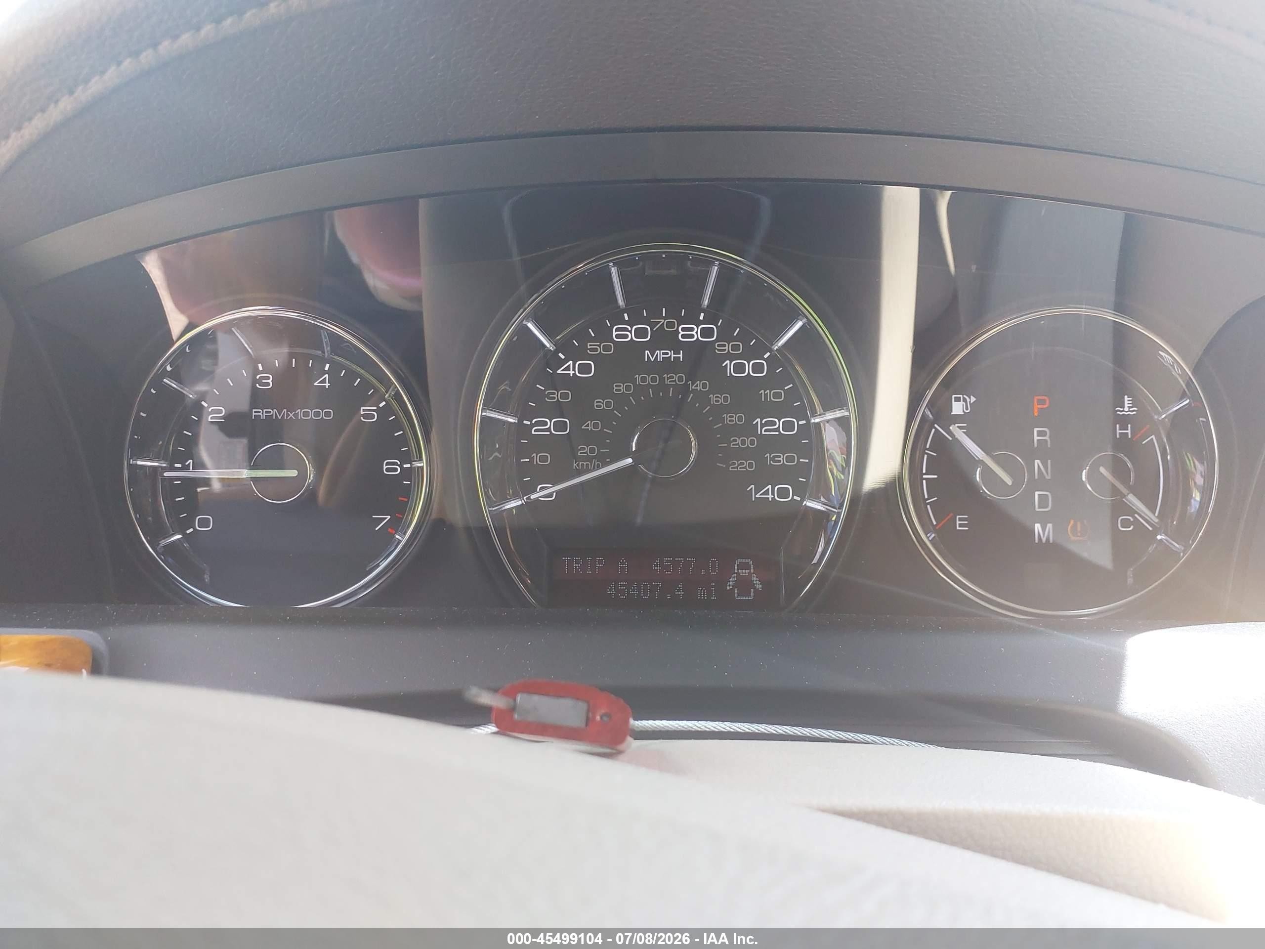 2011 Lincoln Mks   White vin: 1LNHL9DR4BG605507