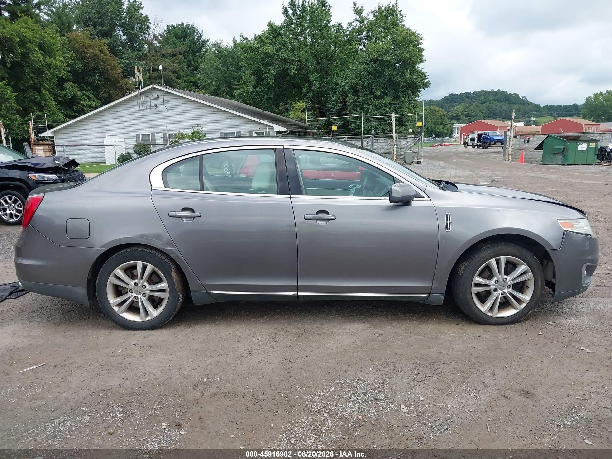 2011 Lincoln Mks   Gray vin: 1LNHL9DR4BG614210