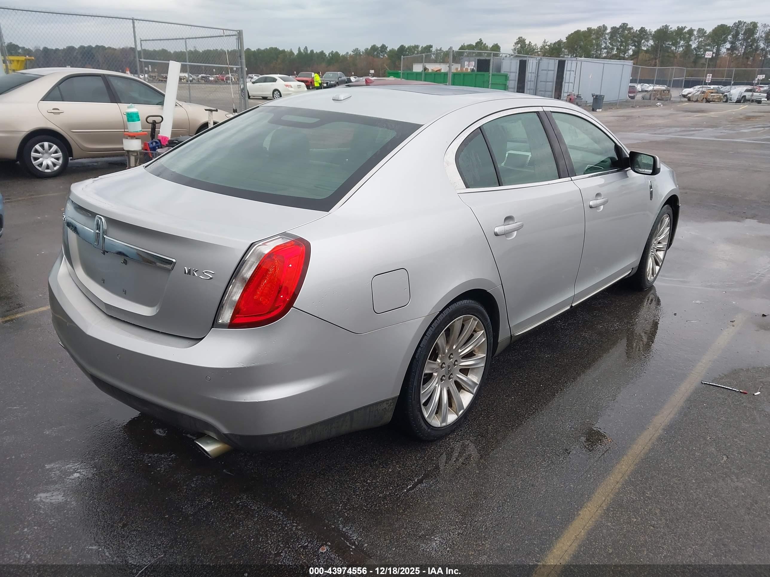 2012 Lincoln Mks   Silver vin: 1LNHL9DR4CG804364