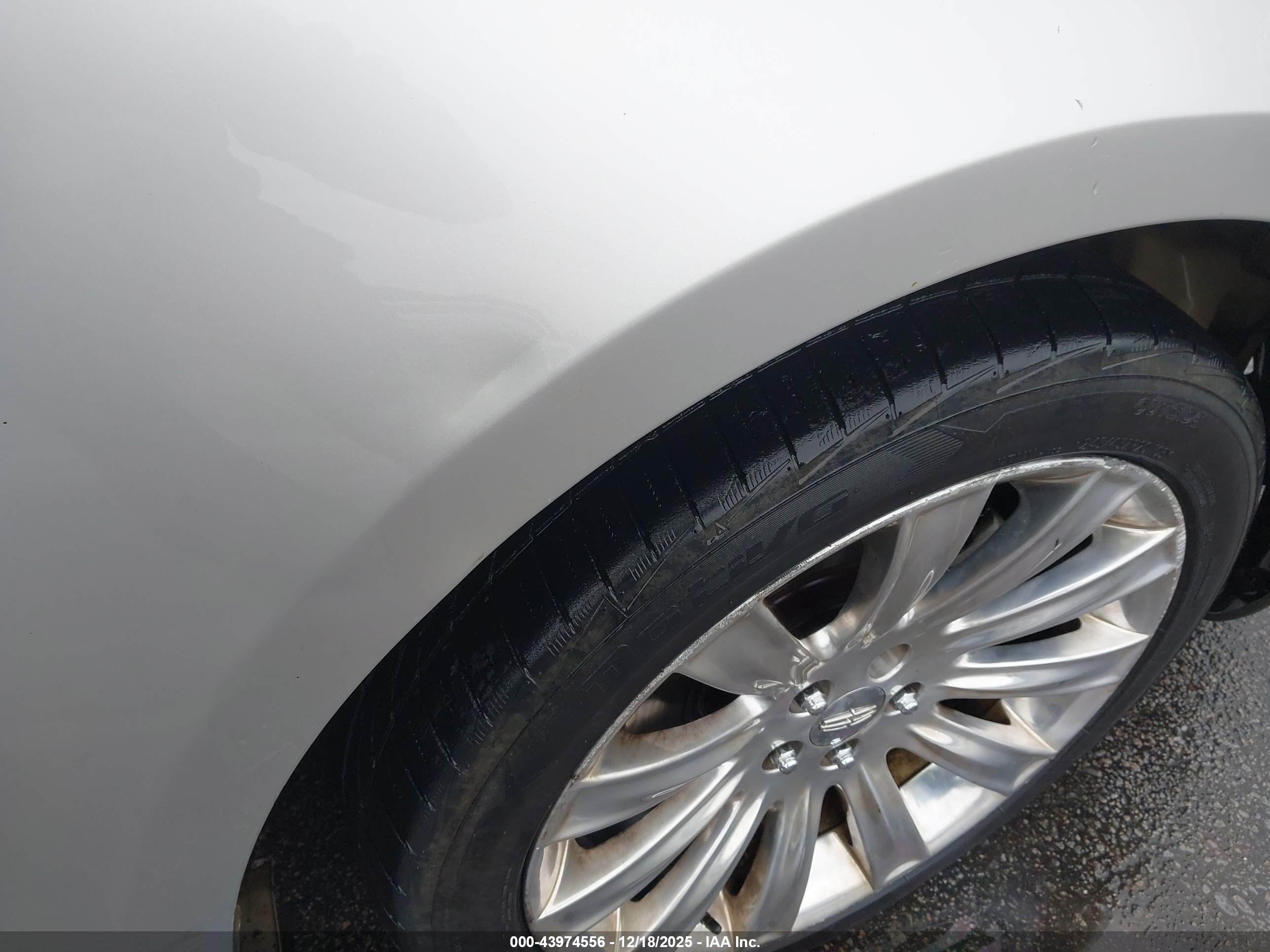 2012 Lincoln Mks   Silver vin: 1LNHL9DR4CG804364