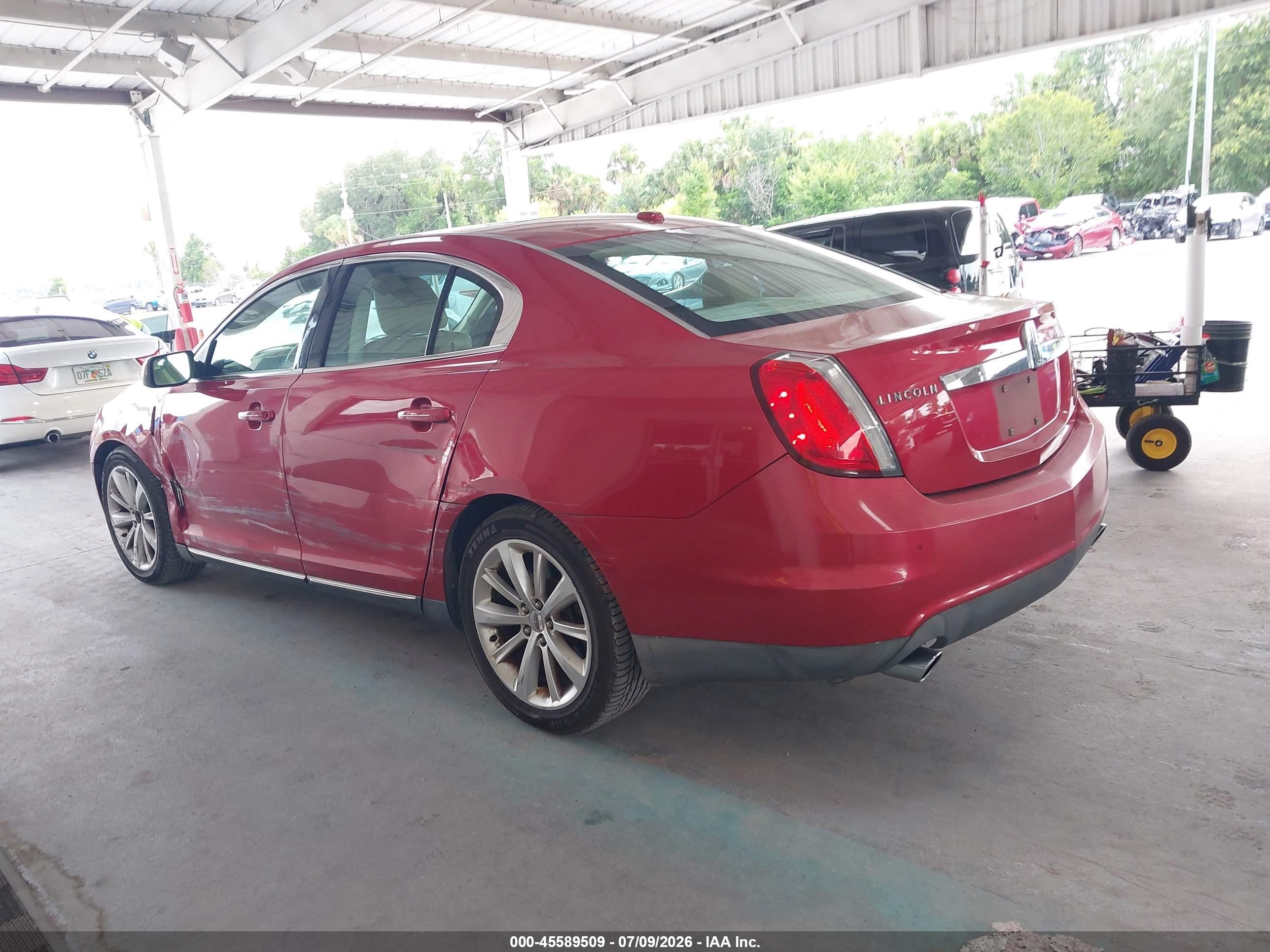 2010 Lincoln Mks   Красный vin: 1LNHL9DR5AG608902