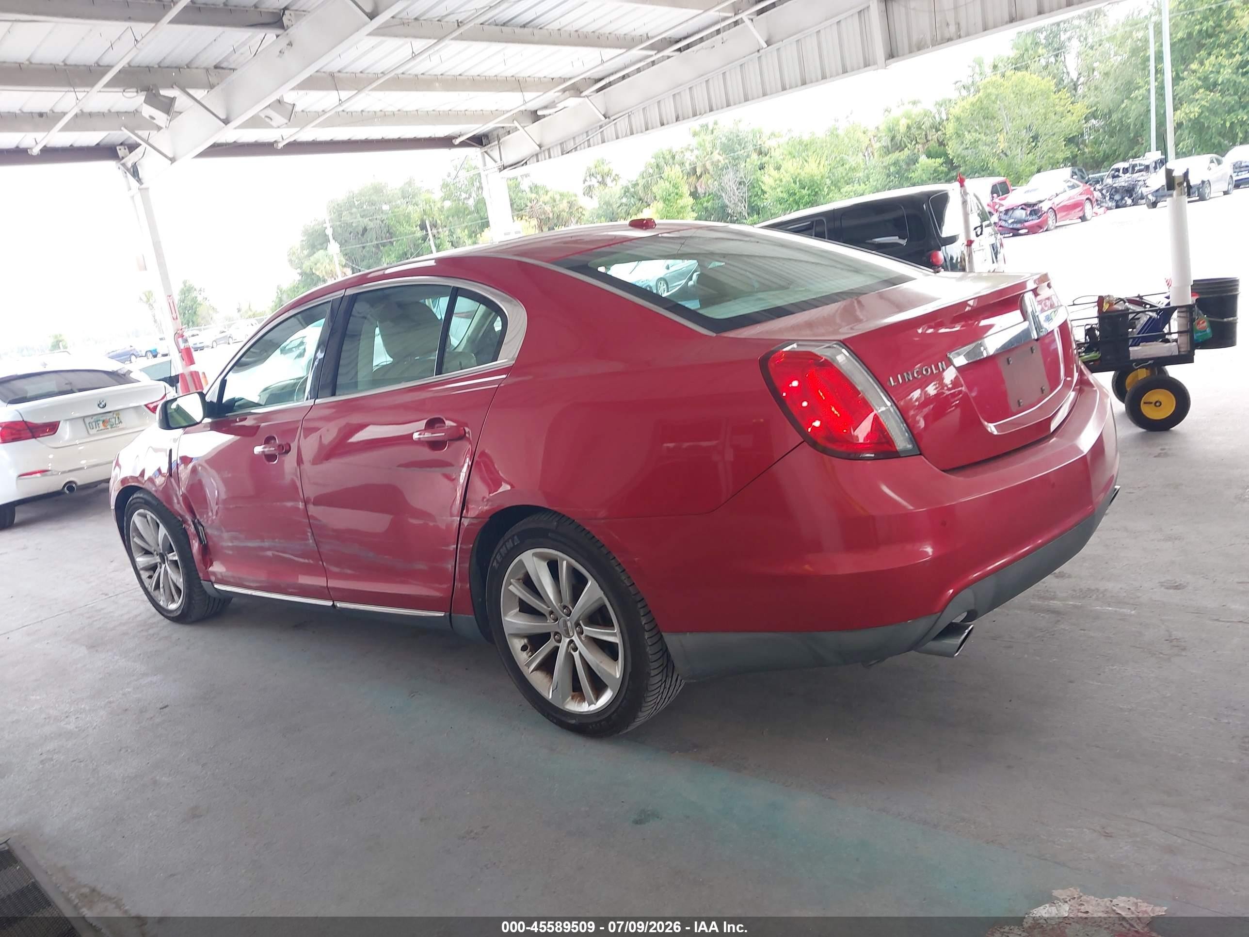 2010 Lincoln Mks   Красный vin: 1LNHL9DR5AG608902