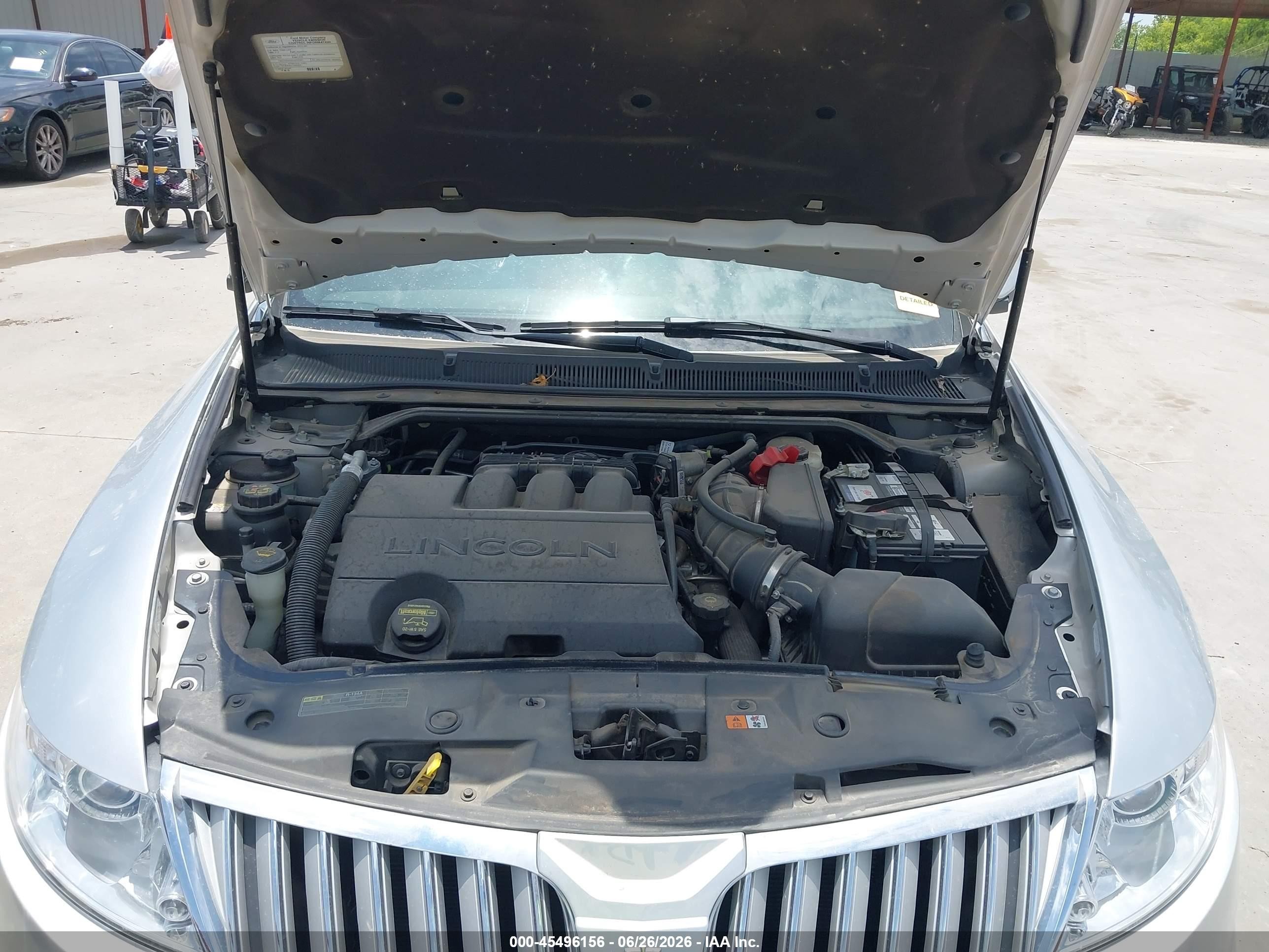 2010 Lincoln Mks   Silver vin: 1LNHL9DR6AG606558