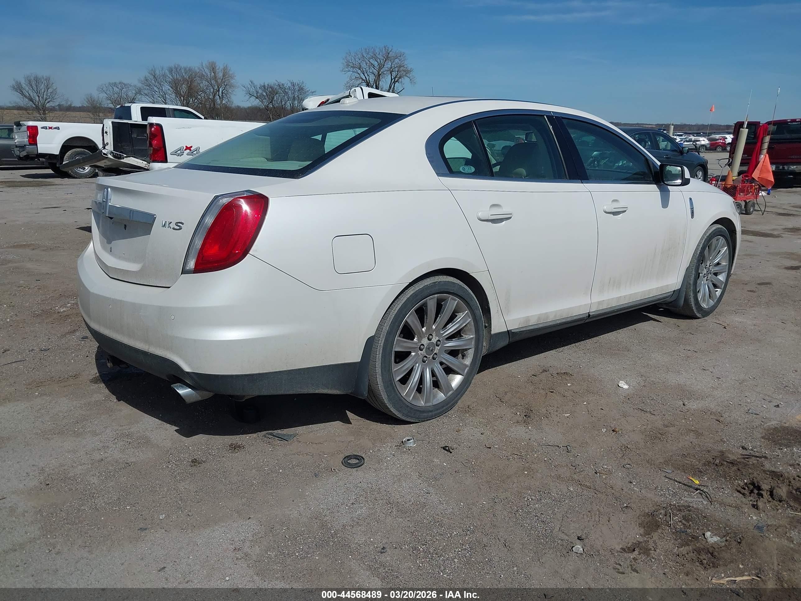 2012 Lincoln Mks   Белый vin: 1LNHL9DR7CG800132