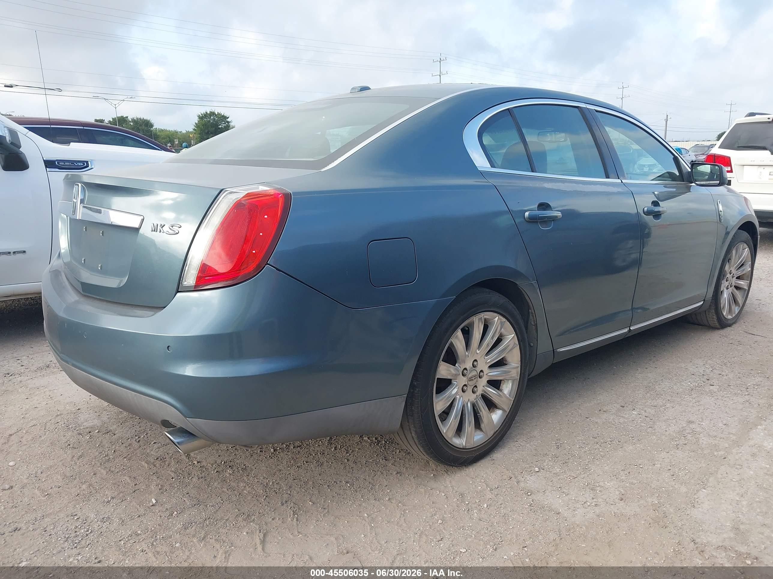 2010 Lincoln Mks   Light Blue vin: 1LNHL9DR8AG602706